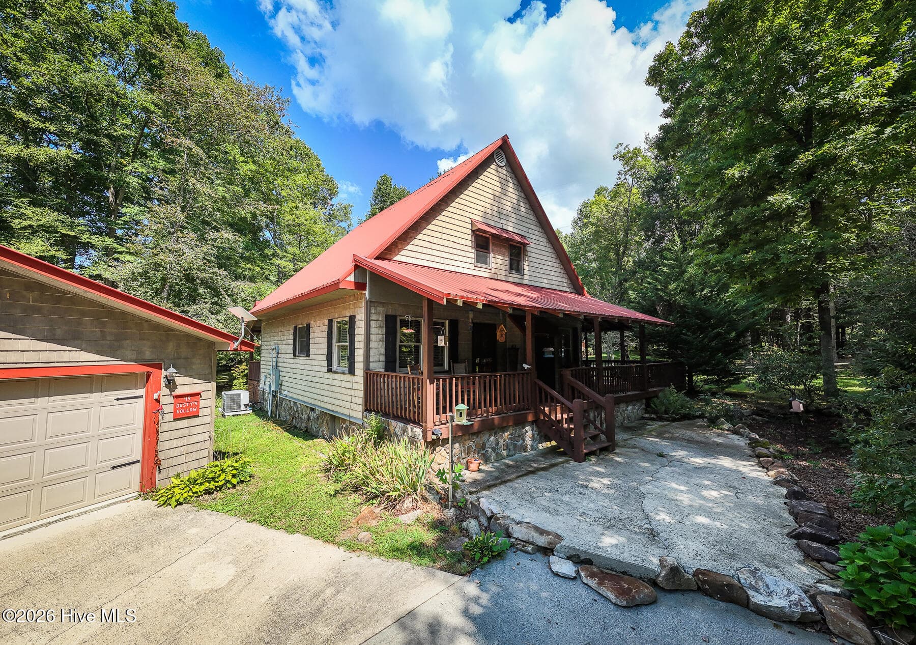 Single Family Residence at 49 Dusty Hollow, Robbinsville, NC 28771, photo 3 of 82