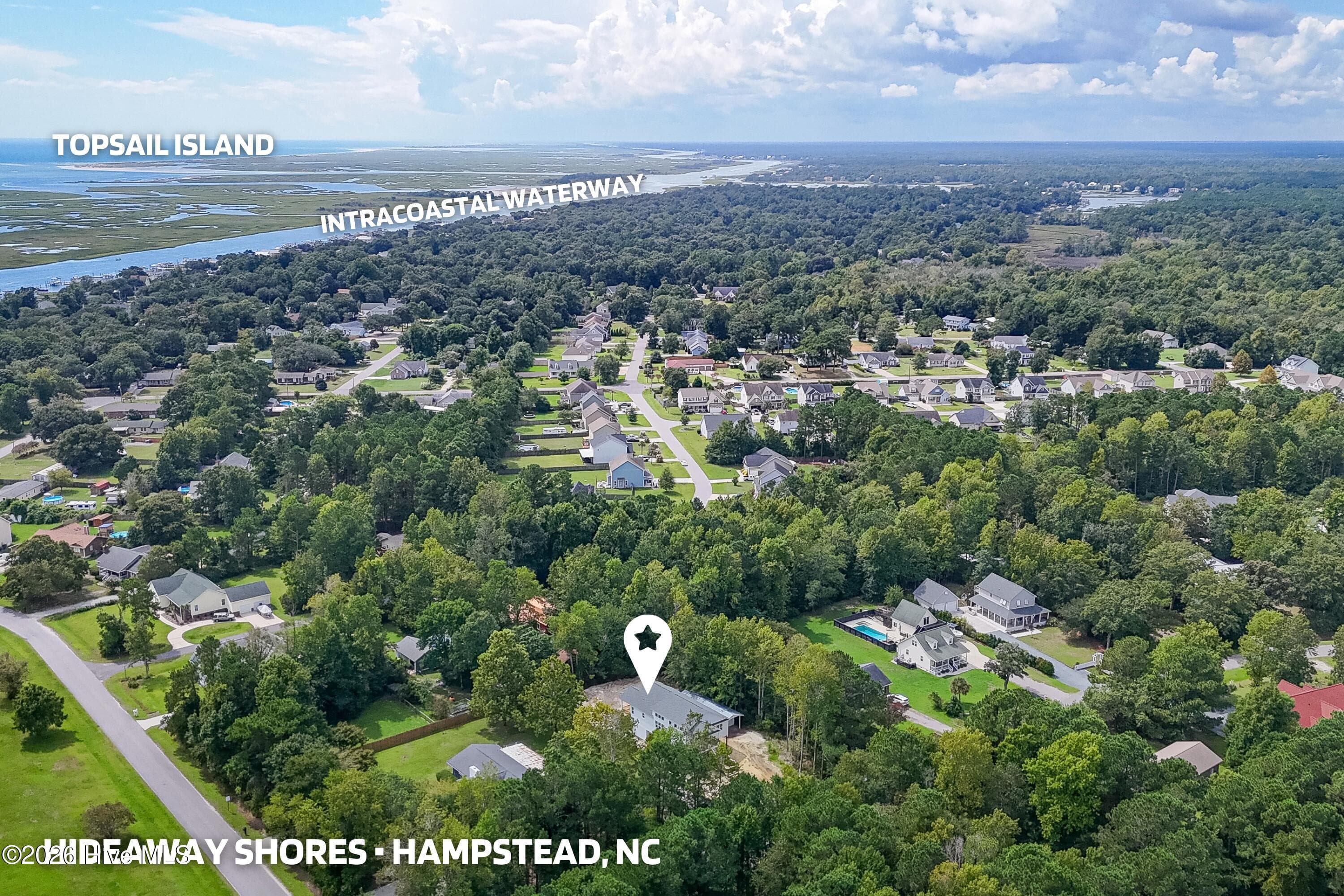 Single Family Residence at 203 Sand Dollar Lane, Hampstead, NC 28443, photo 13 of 63