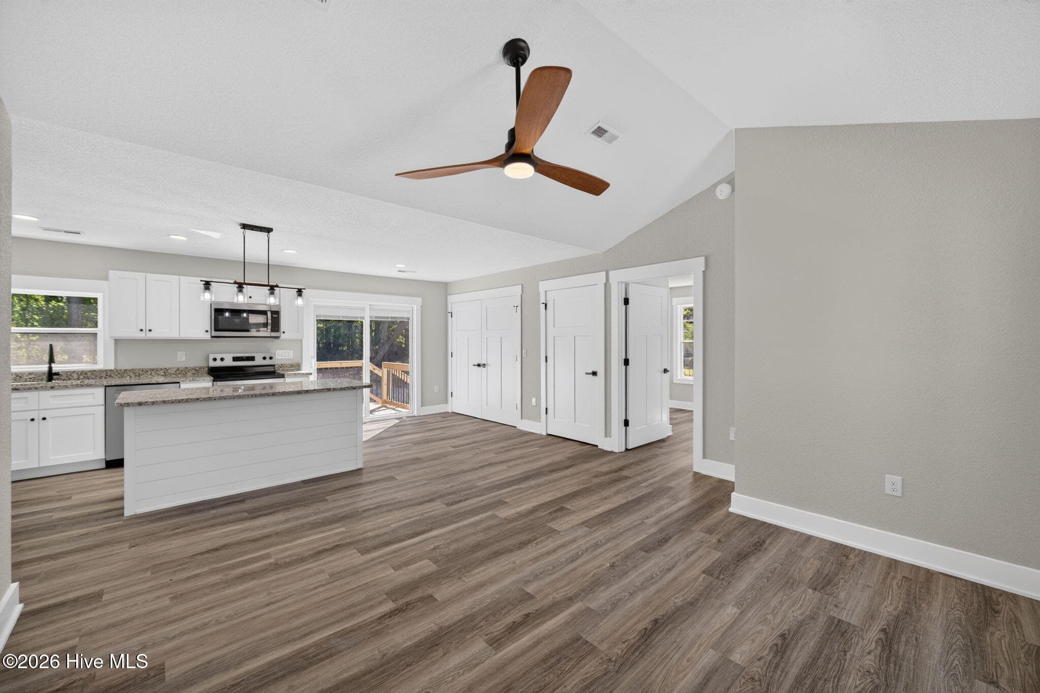 Single Family Residence at 125 Martin Lane, Hertford, NC 27944, photo 6 of 31