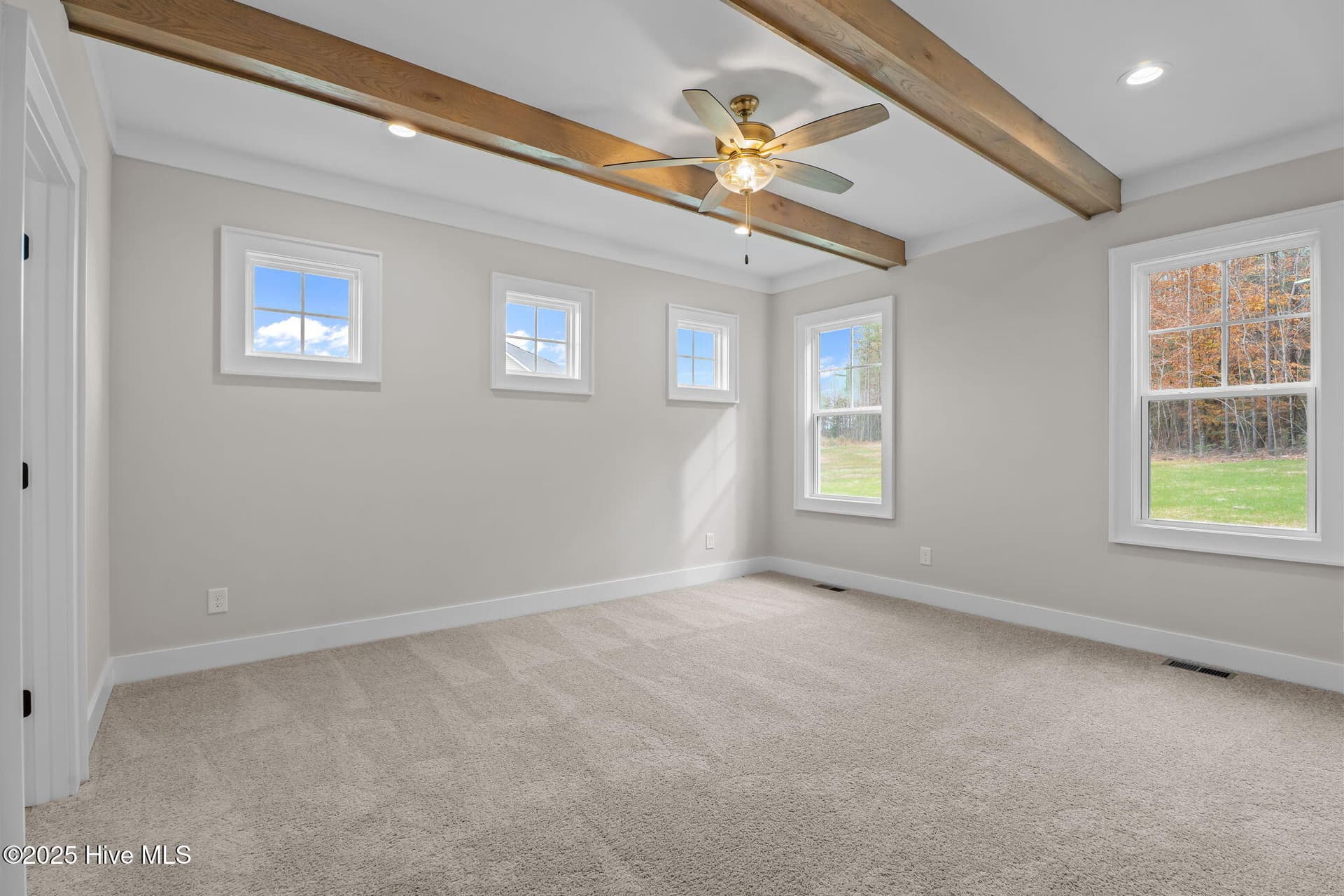 Single Family Residence at 20 Stream View Way, Spring Hope, NC 27882, photo 11 of 31
