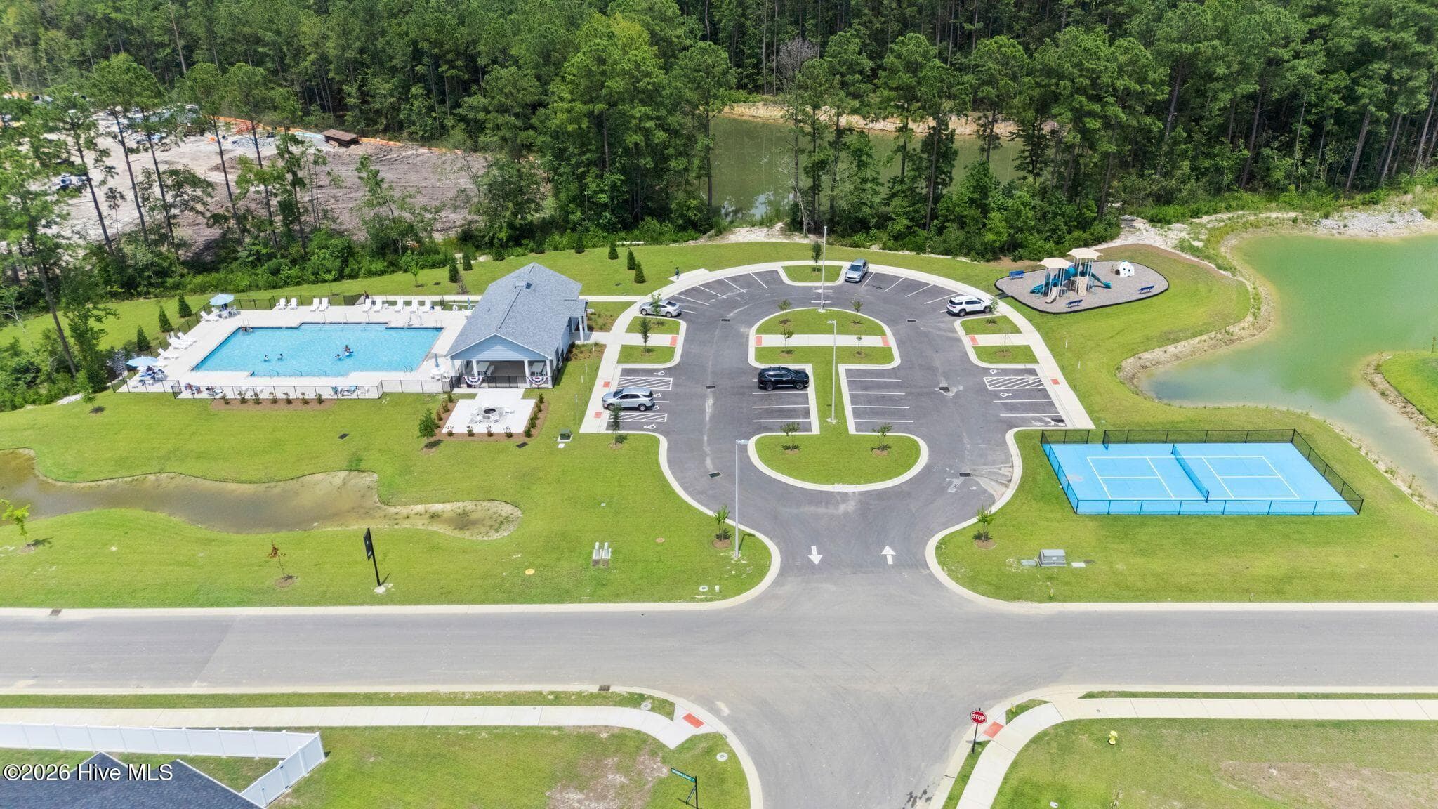MIDDLE CREEK VILLAGE - Amenities Center with Pool, Pickleball Court, Playground, and Picnic Area - 967 Rindlewood Trail NE, Bolivia, NC 28422