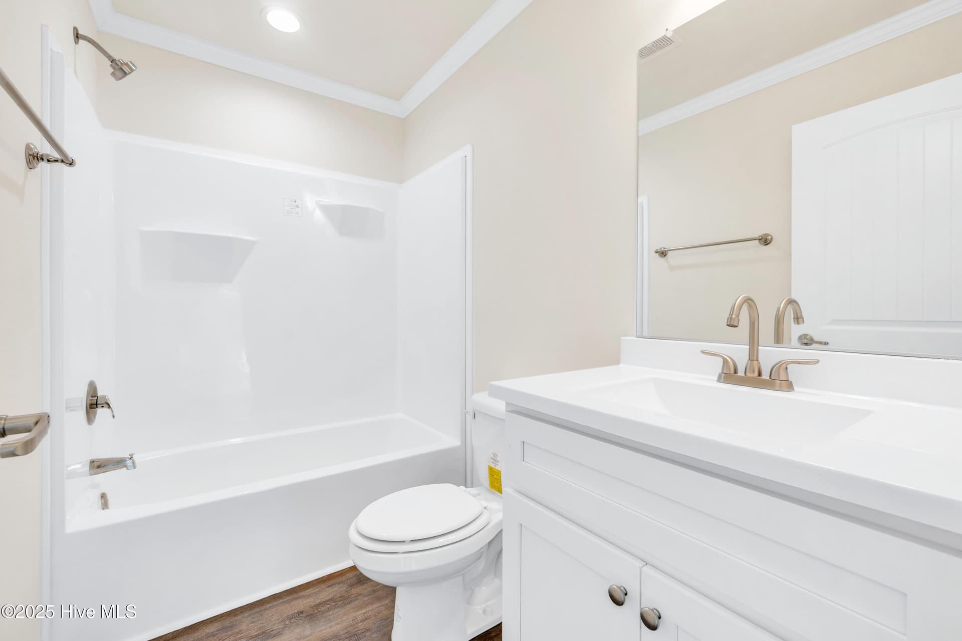 Hall Bathroom - 852 Yaupon Drive SW, Calabash, NC 28467