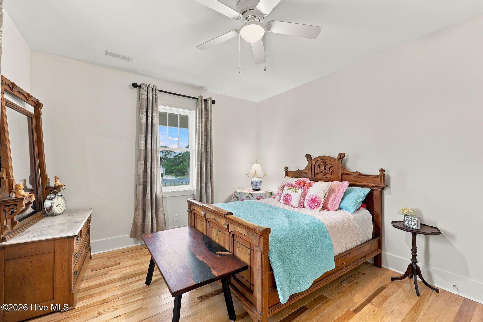 Single Family Residence at 916 Calamanda Court, Morehead City, NC 28557, Morehead City, photo 16 of 63