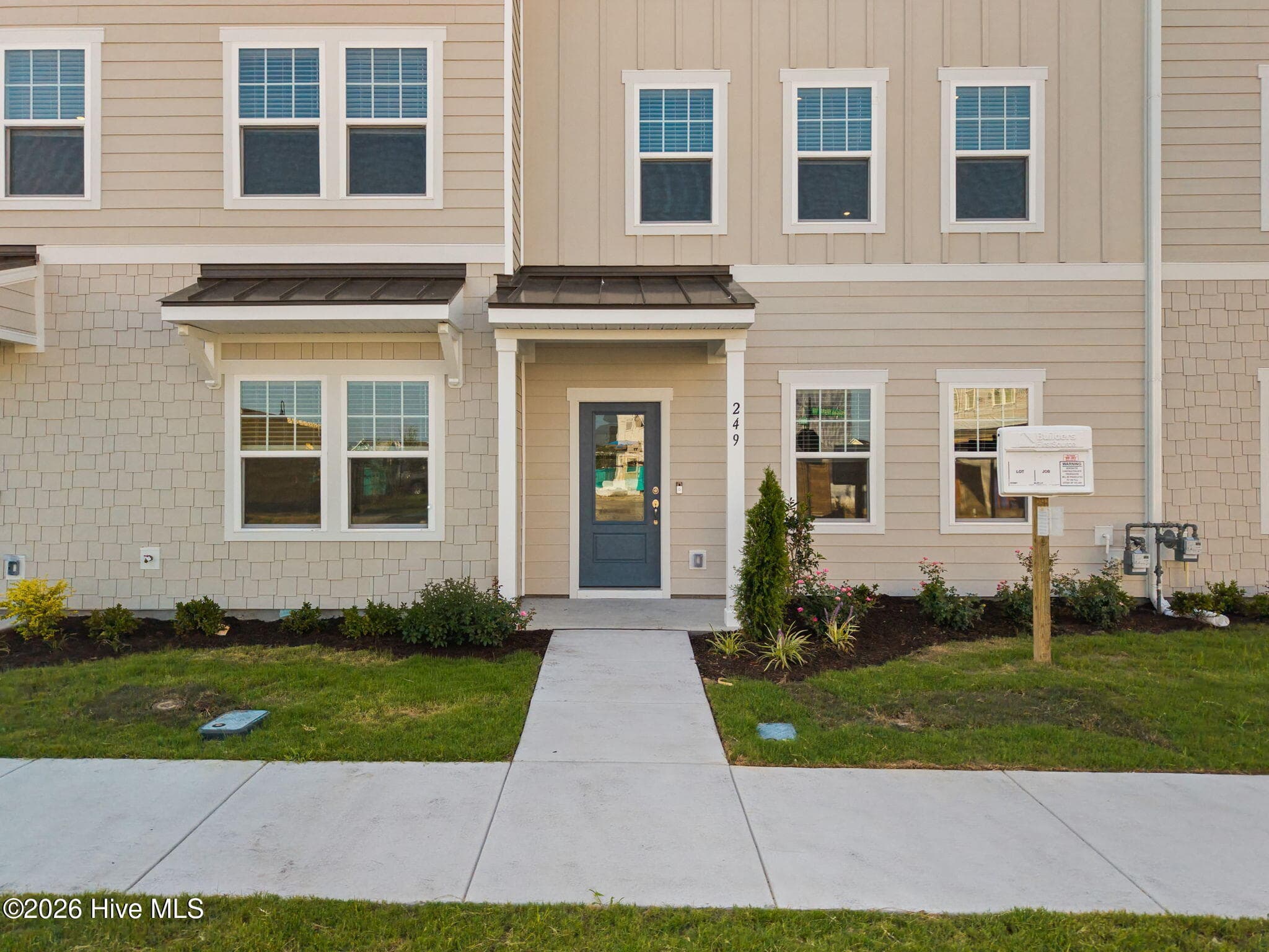 Townhouse at 249 Pelican Flight Loop, Wilmington, NC 28412, photo 4 of 66