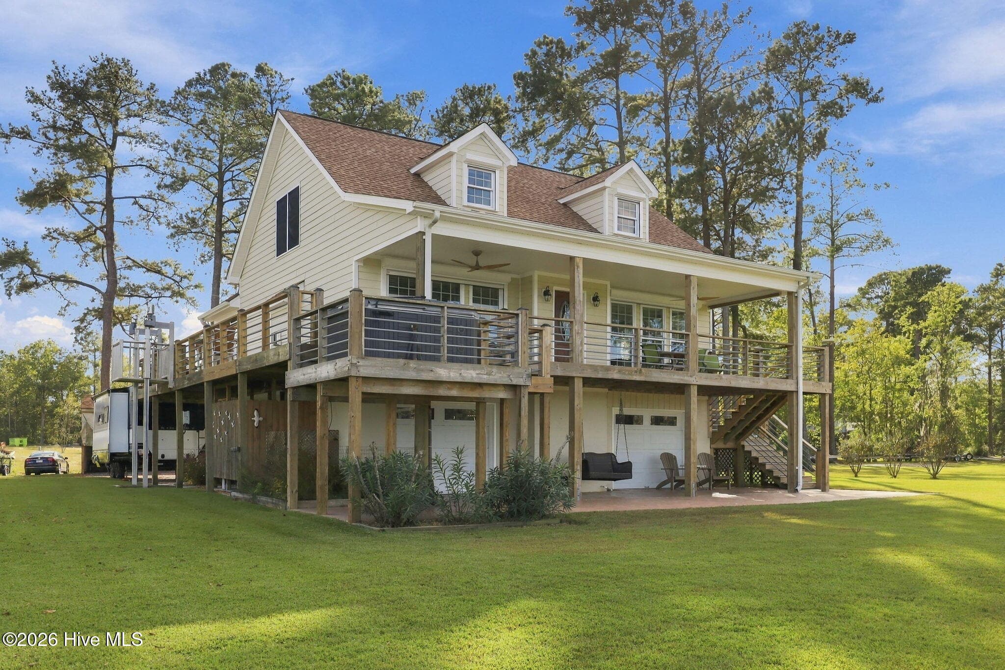 Single Family Residence at 127 Dickinson Road, Chocowinity, NC 27817, photo 4 of 56