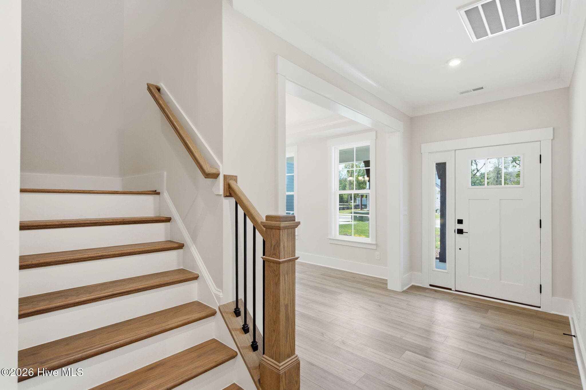 Single Family Residence at 1024 Doe Place, Wilmington, NC 28409, photo 5 of 57