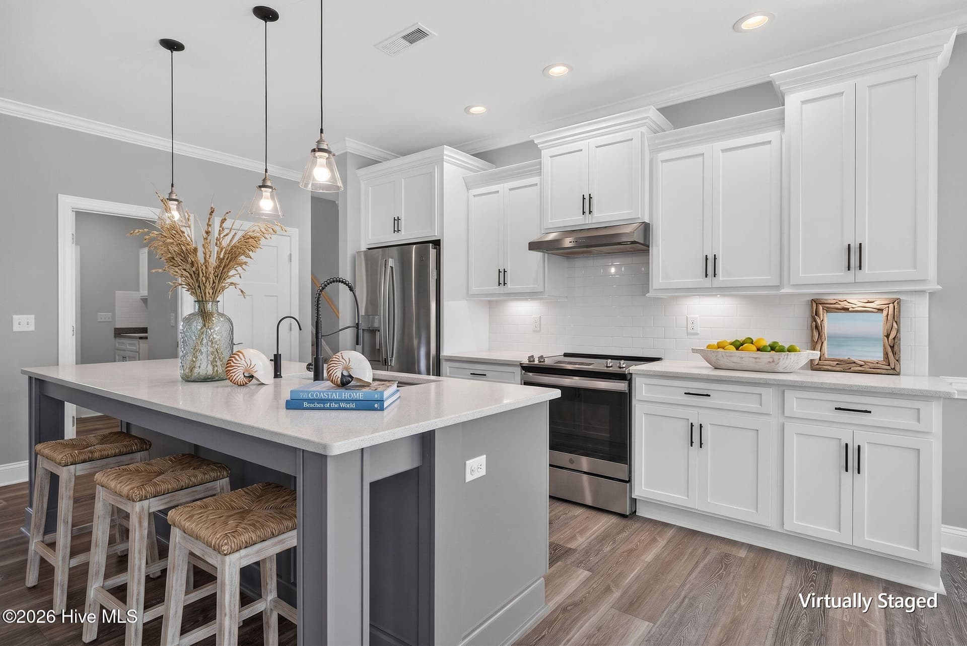 Single Family Residence at 646 Crown Pointe Drive, Hampstead, NC 28443, photo 12 of 44