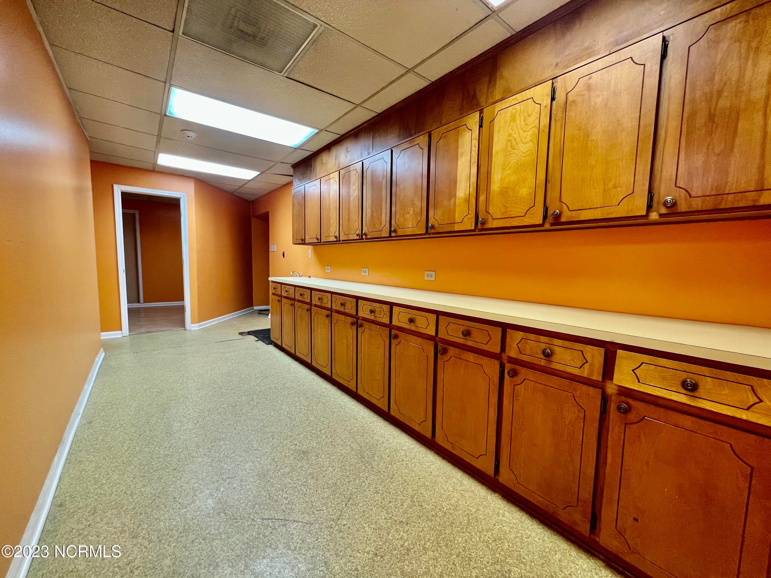 Commercial Sale at 8 Front Street, Hamlet, NC 28345, photo 8 of 16