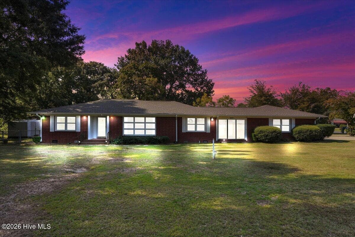 Single Family Residence at 1618 W US 70 Hwy W, Goldsboro, NC 27530, photo 4 of 56