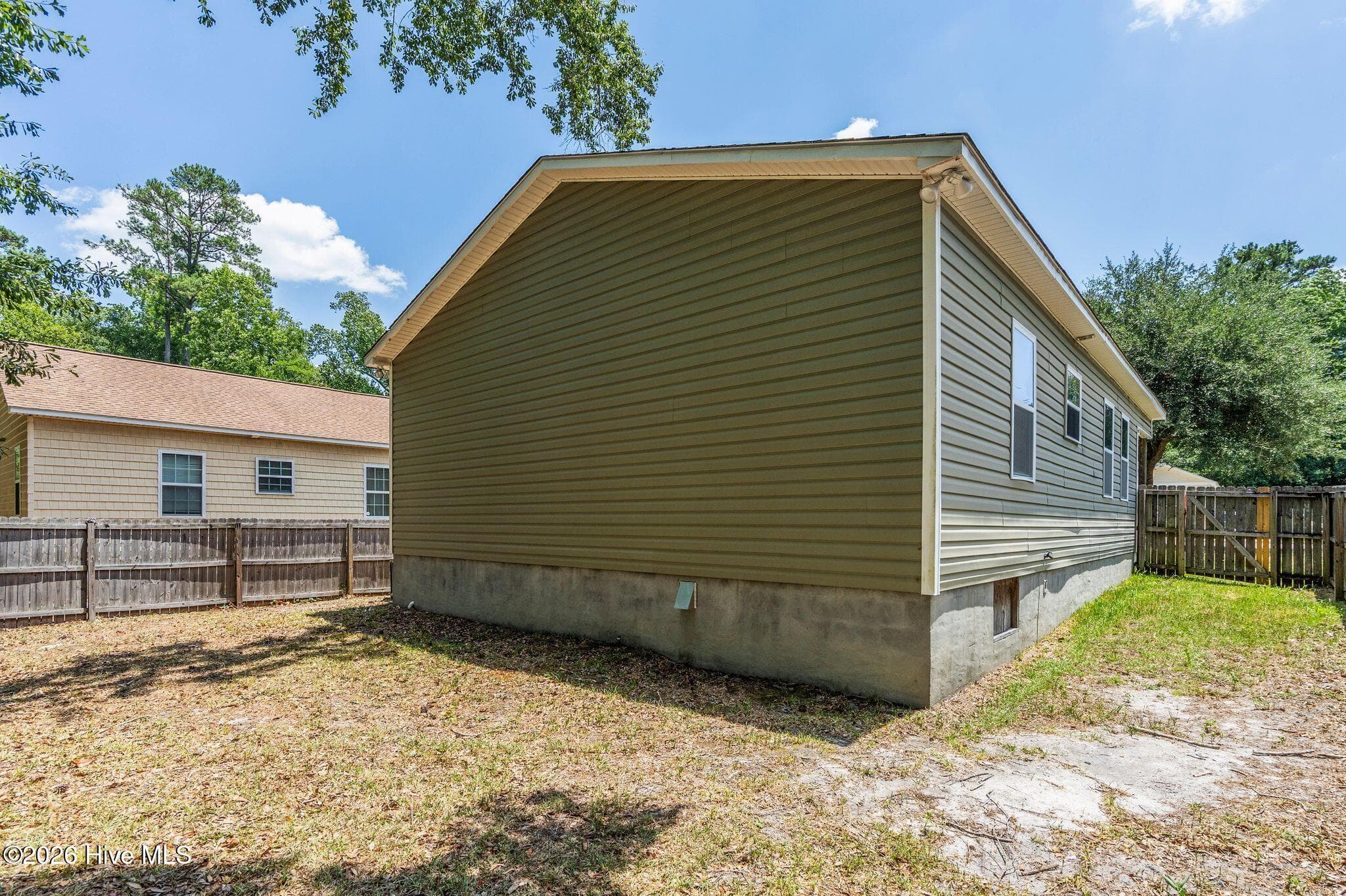 Single Family Residence at 3913 Prices Lane, Wilmington, NC 28405, photo 40 of 56