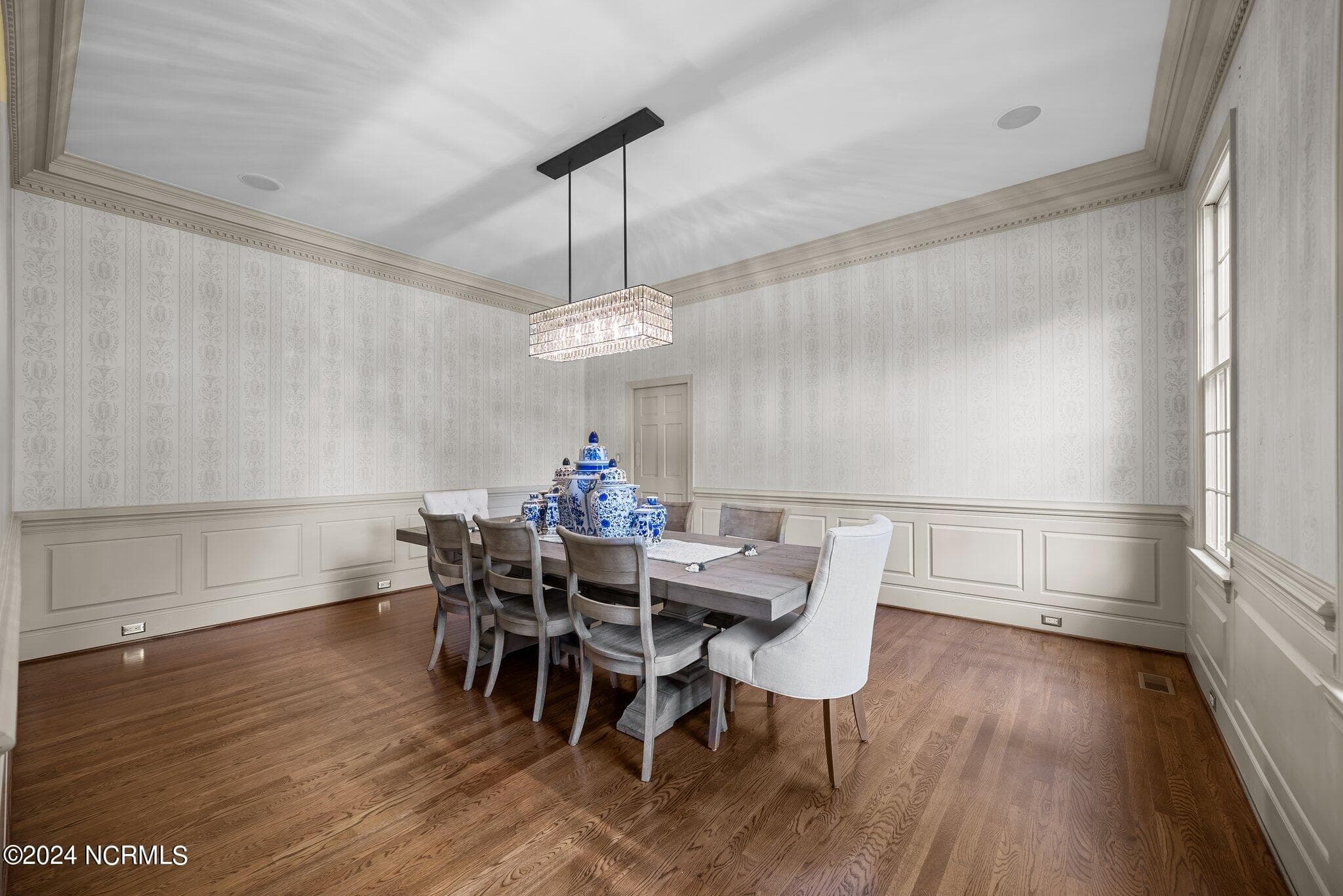Single Family Residence at 450 Cox Road, Washington, NC 27889, Washington, photo 16 of 74