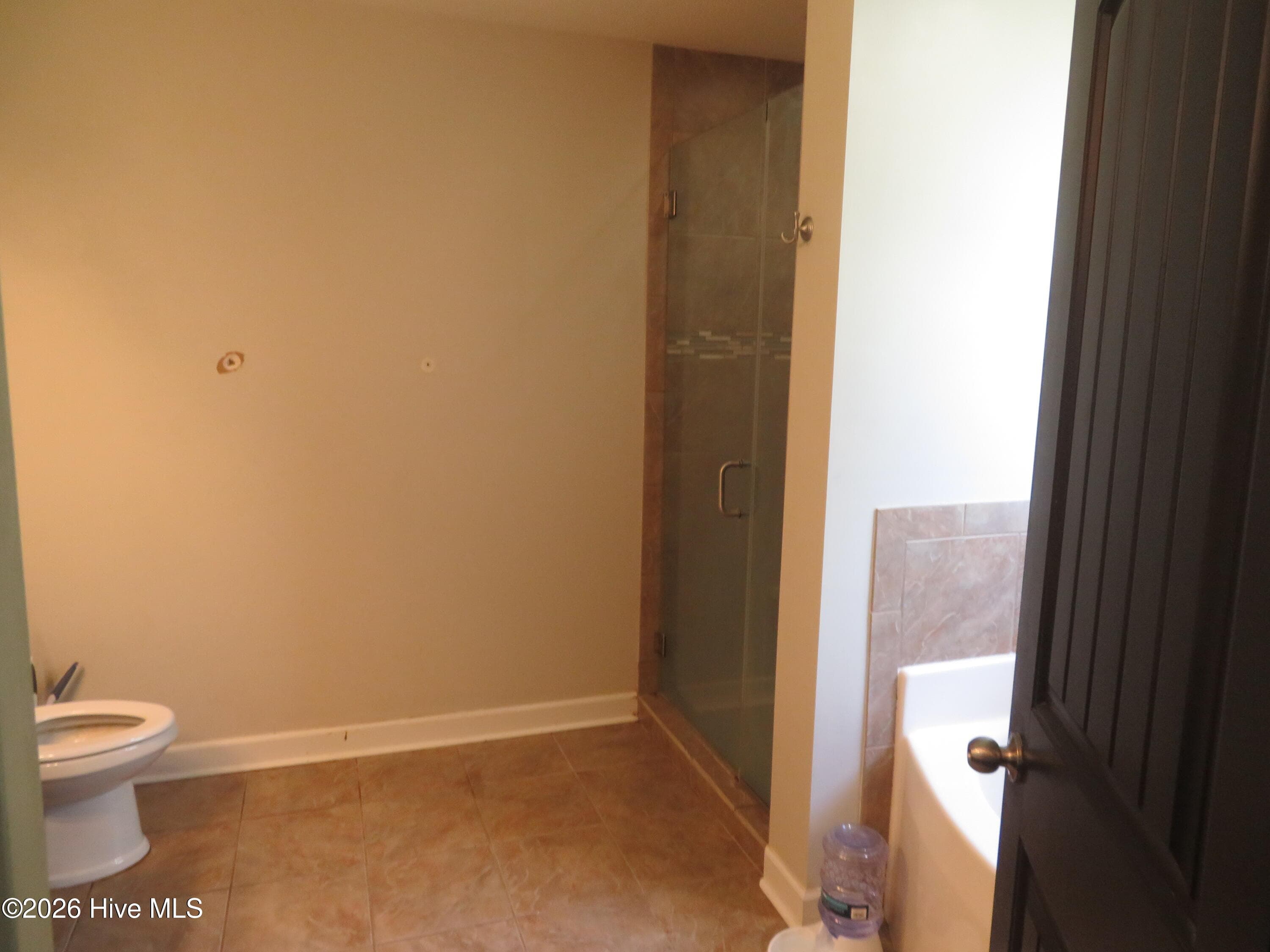 Single Family Residence at 702 Ashley Meadow Lane, Jacksonville, NC 28546, photo 23 of 51