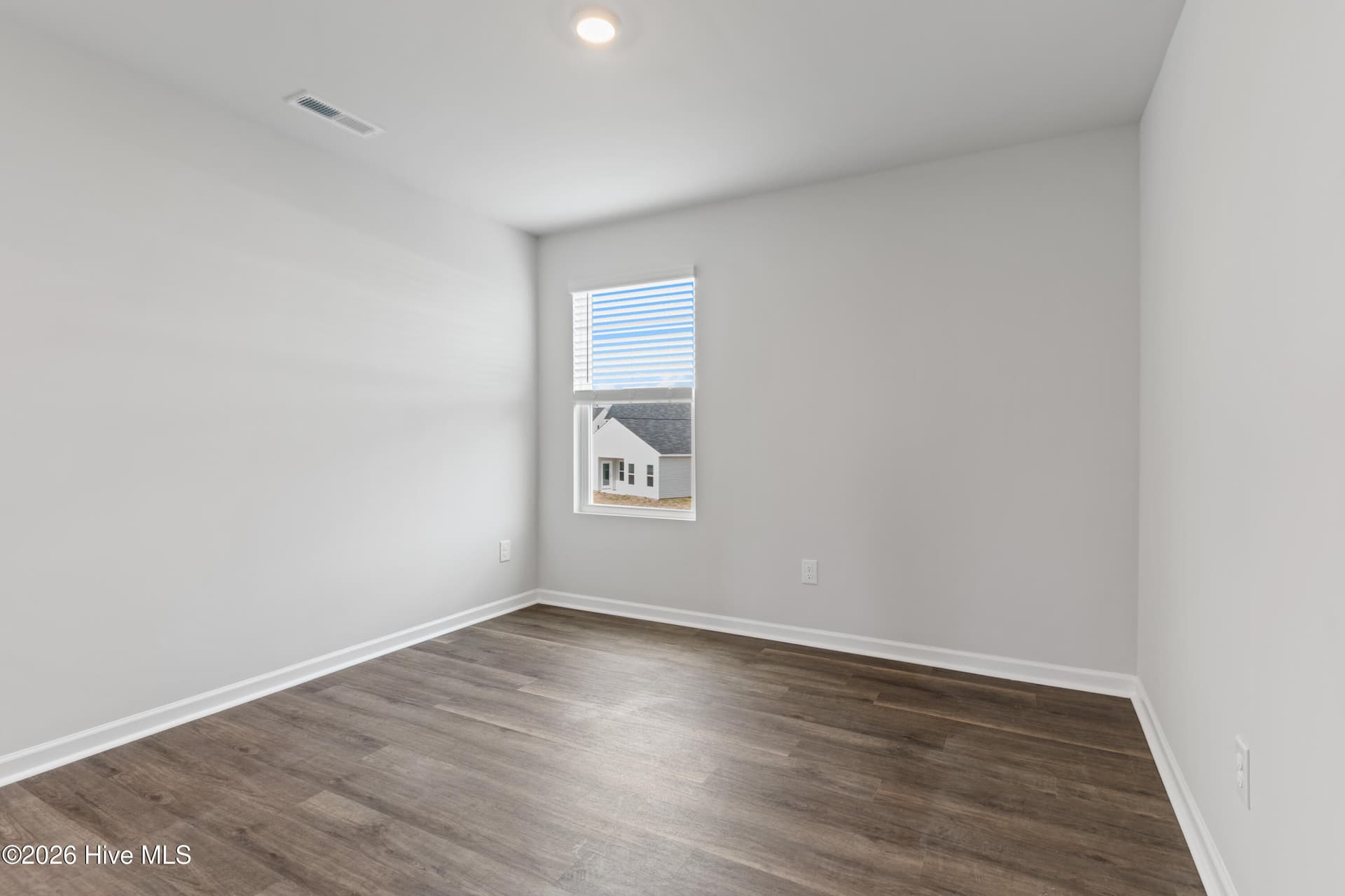 Single Family Residence at 148 N Squires Run Lane, Richlands, NC 28574, photo 25 of 52