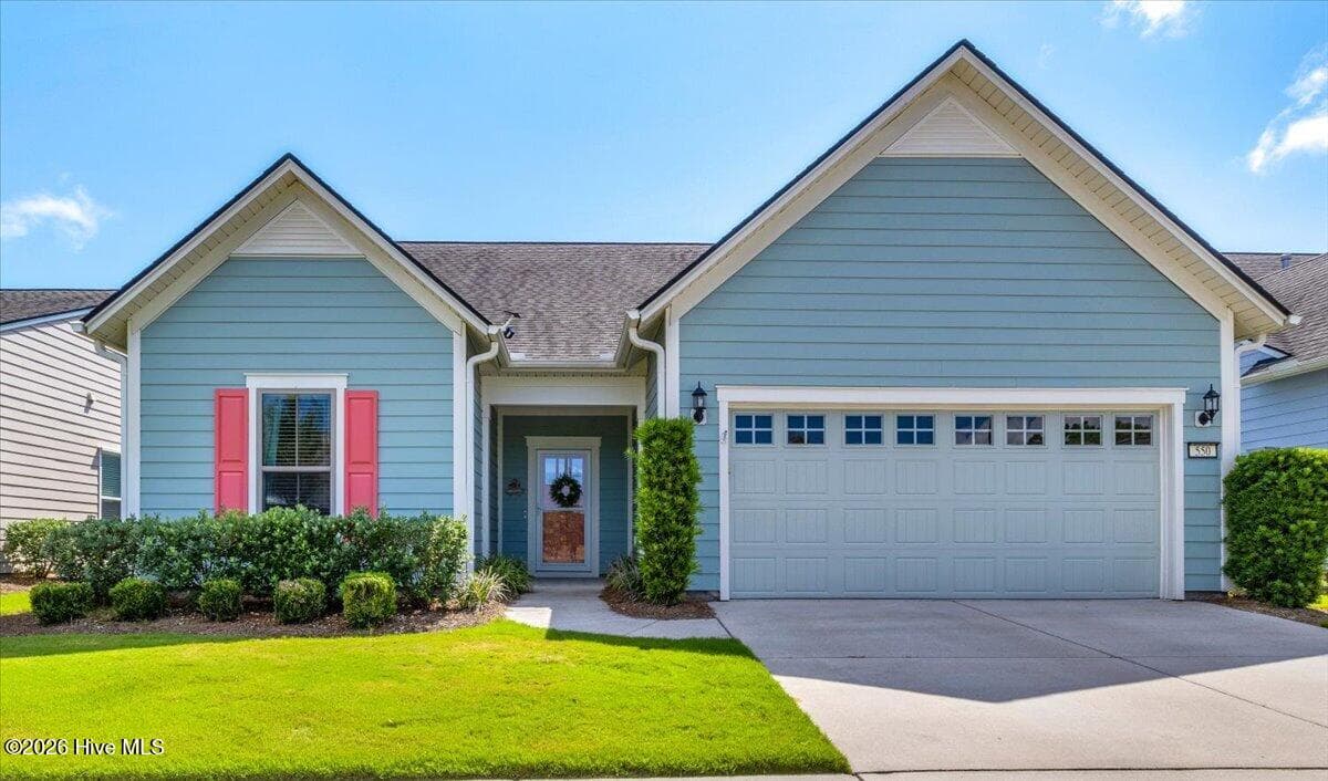 Single Family Residence at 550 Lyrebird Avenue, Wilmington, NC 28412, photo 2 of 78