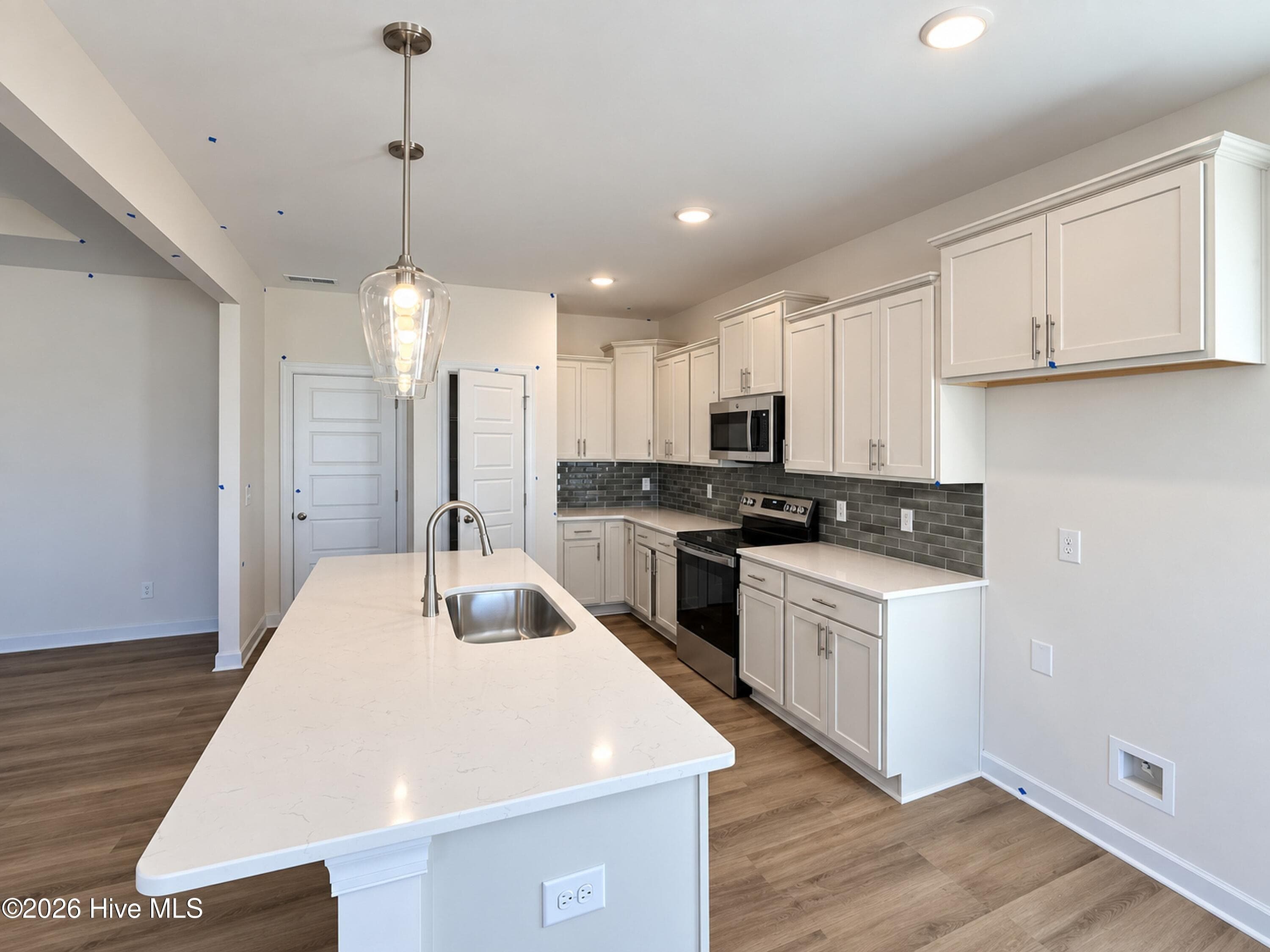 Single Family Residence at 105 Ed Barrow Lane, La Grange, NC 28551, photo 3 of 9