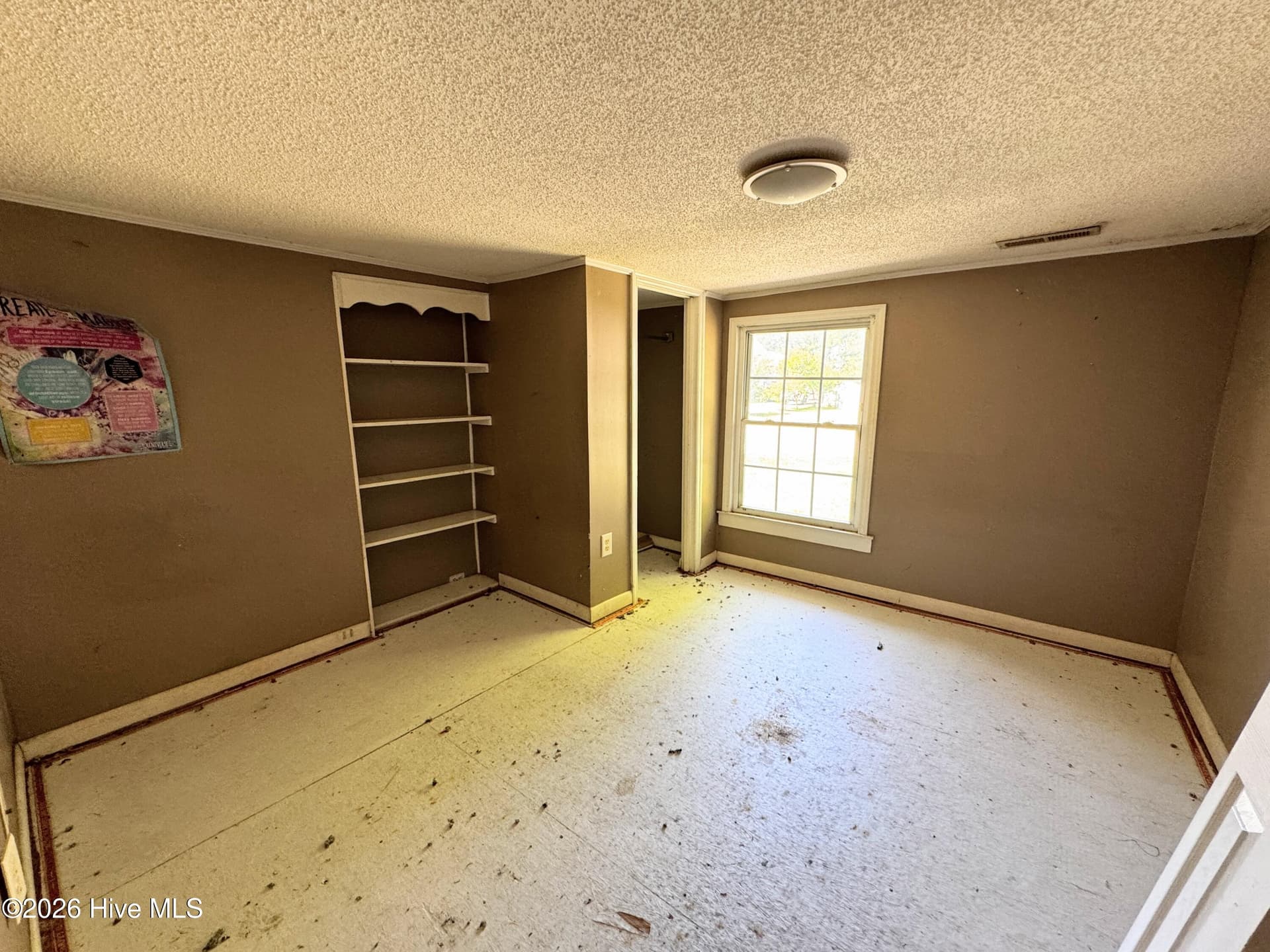 Single Family Residence at 739 Sloop Point Road, Hampstead, NC 28443, photo 13 of 32