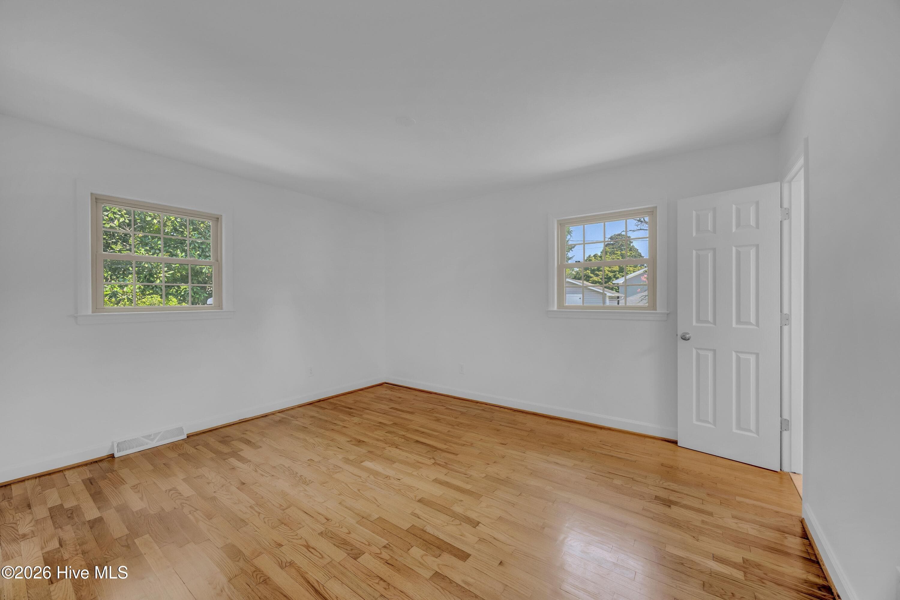 Single Family Residence at 5137 Clear Run Drive, Wilmington, NC 28403, photo 17 of 25