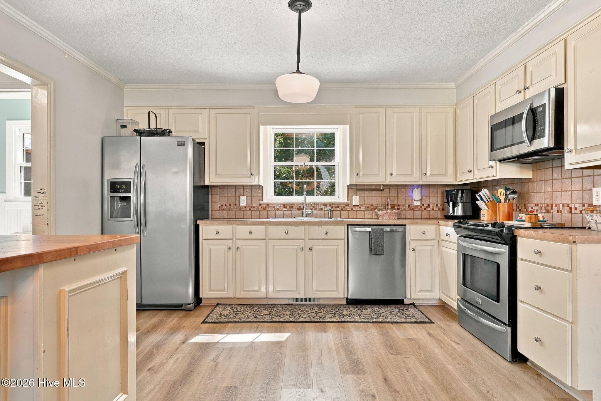 Single Family Residence at 202 Holyoke Drive, Washington, NC 27889, photo 16 of 41