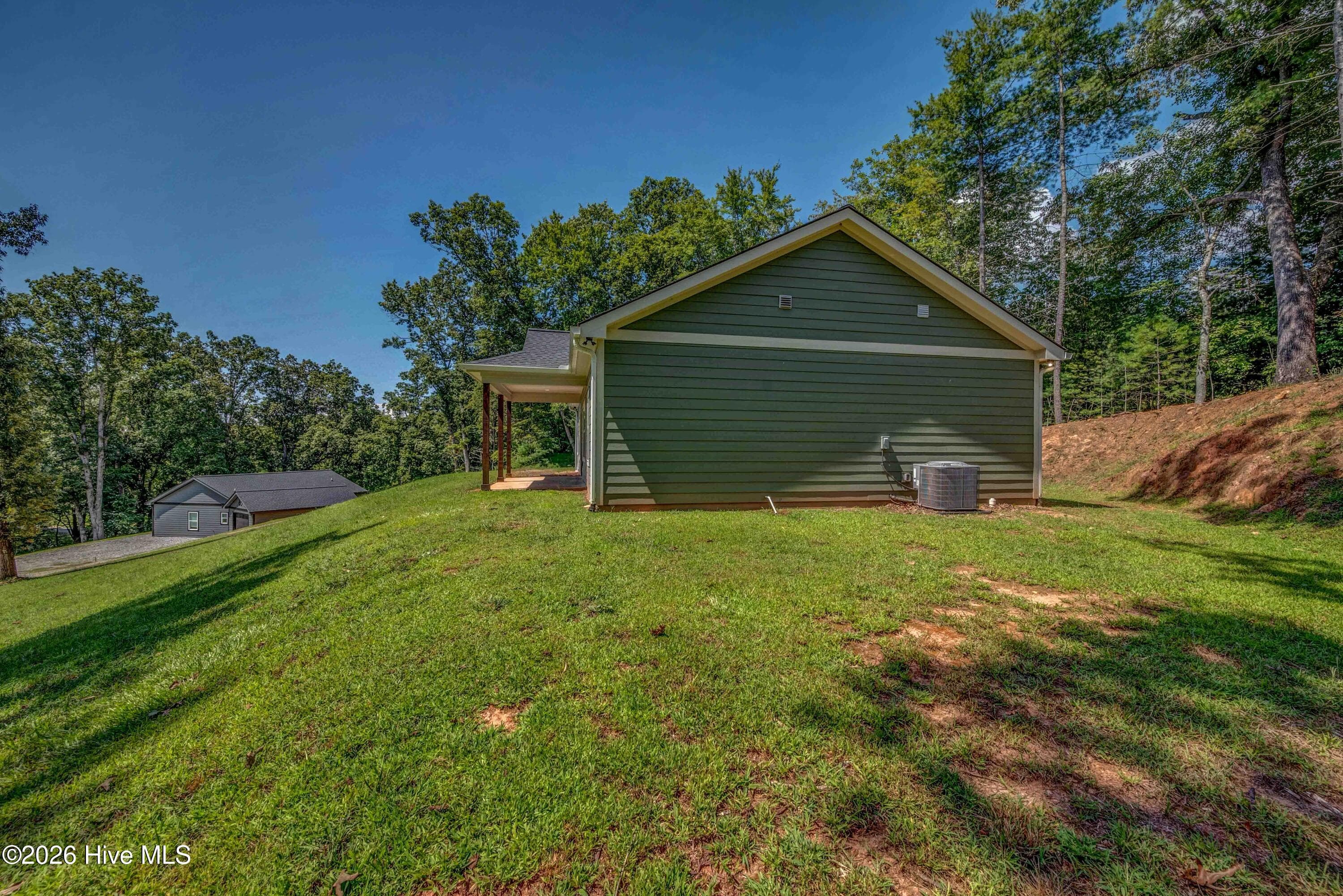 Single Family Residence at 90 Paisley Pass, Hayesville, NC 28904, Hayesville, photo 28 of 38