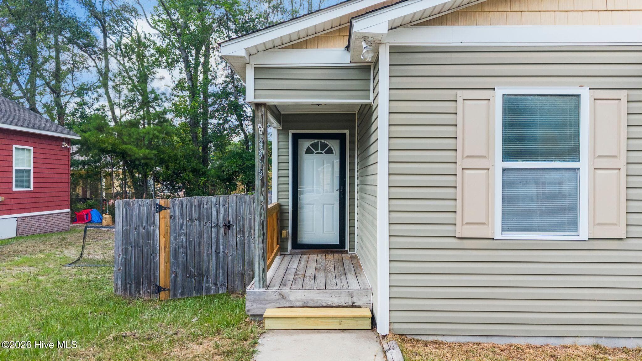 Single Family Residence at 3913 Prices Lane, Wilmington, NC 28405, photo 7 of 56