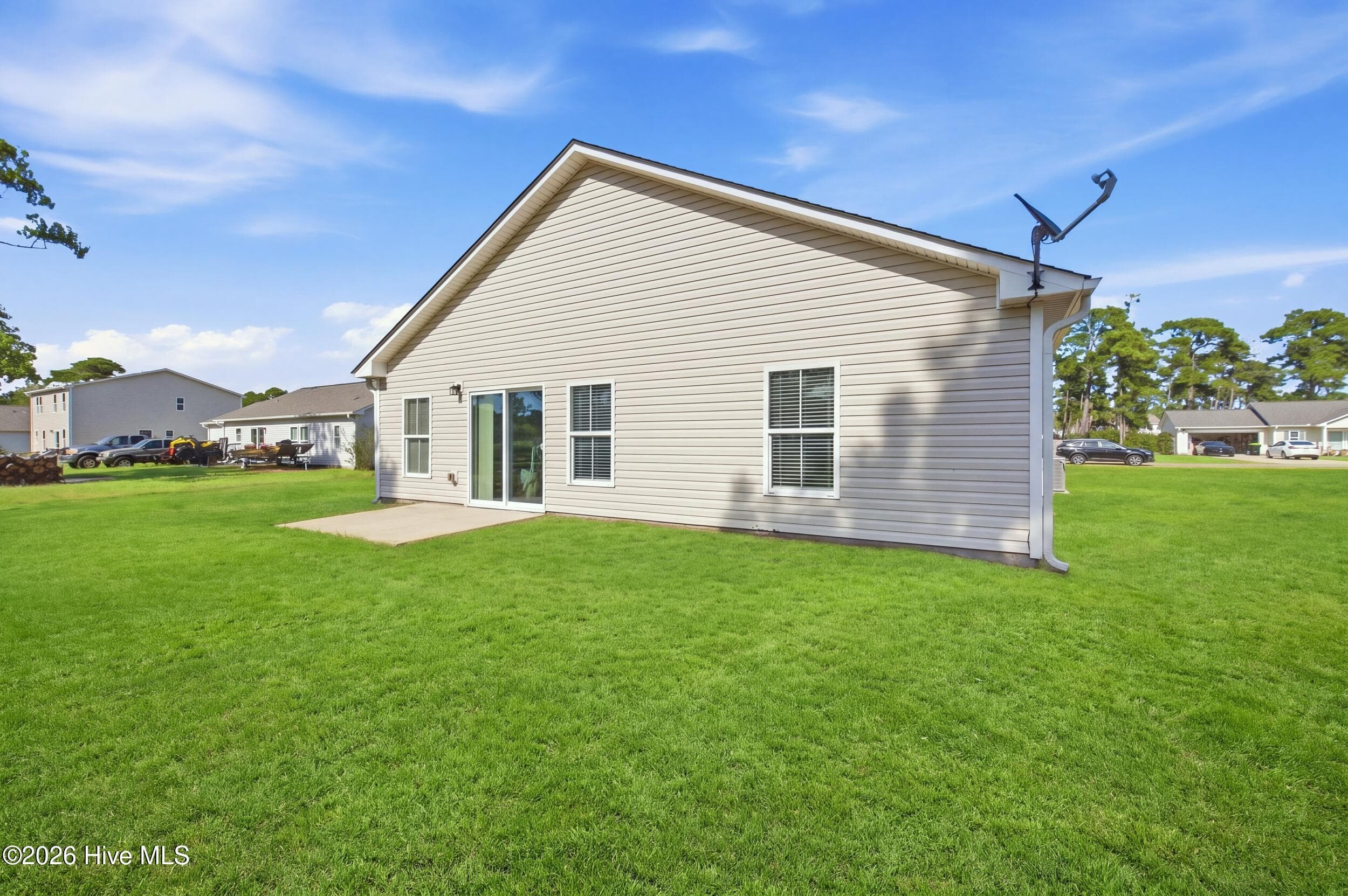 Single Family Residence at 910 Pine Needles Road, Southport, NC 28461, photo 34 of 53