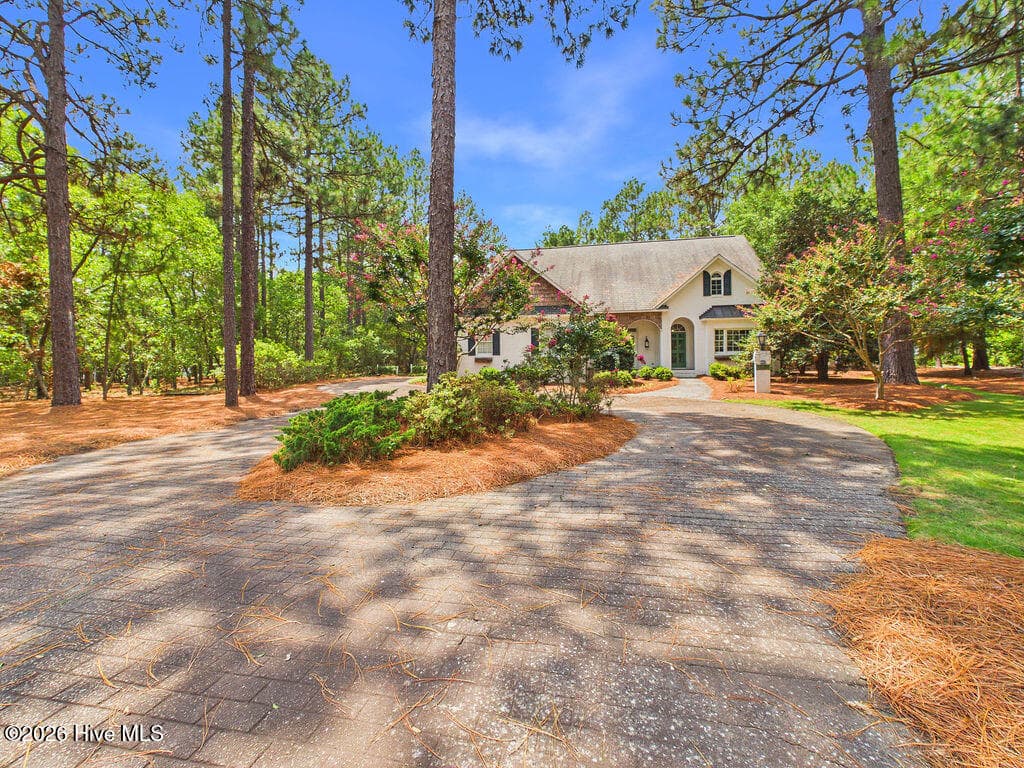 Single Family Residence at 48 Royal County Down, Pinehurst, NC 28374, photo 33 of 55