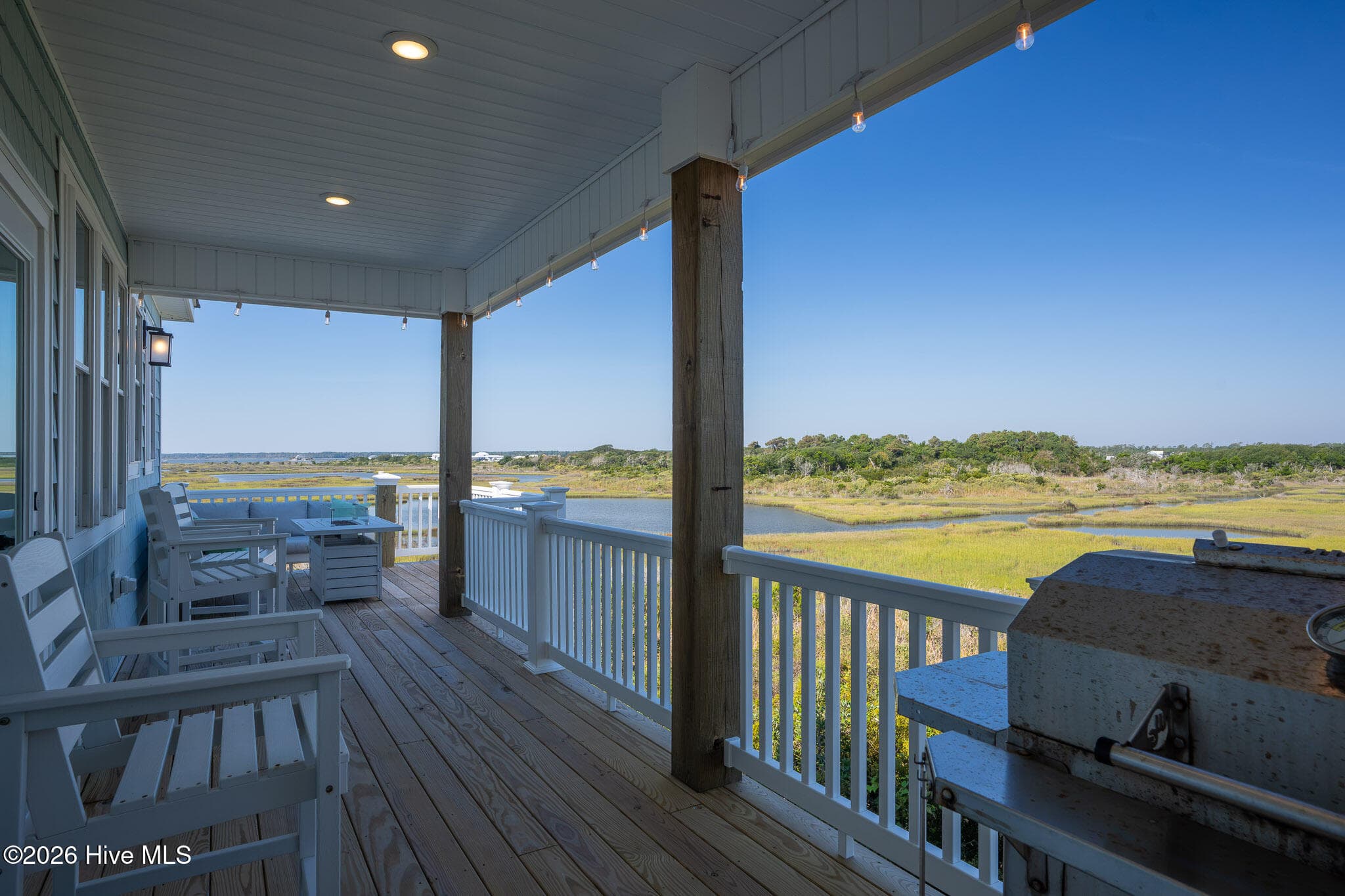 Single Family Residence at 1121 New River Inlet Road Road, North Topsail Beach, NC 28460, North Topsail Beach, photo 13 of 55