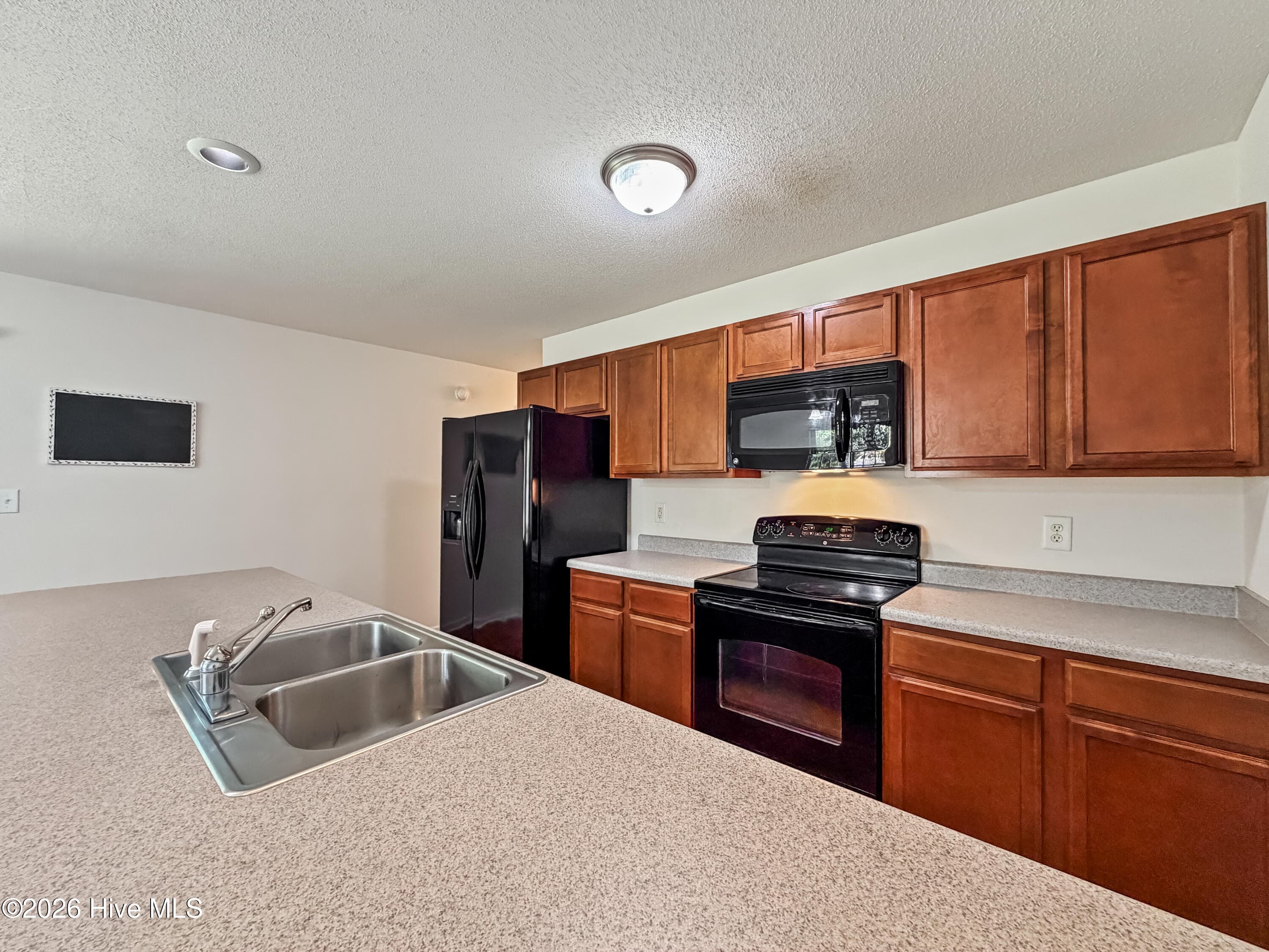 Townhouse at 164 Kelly Circle, Hubert, NC 28539, photo 10 of 33