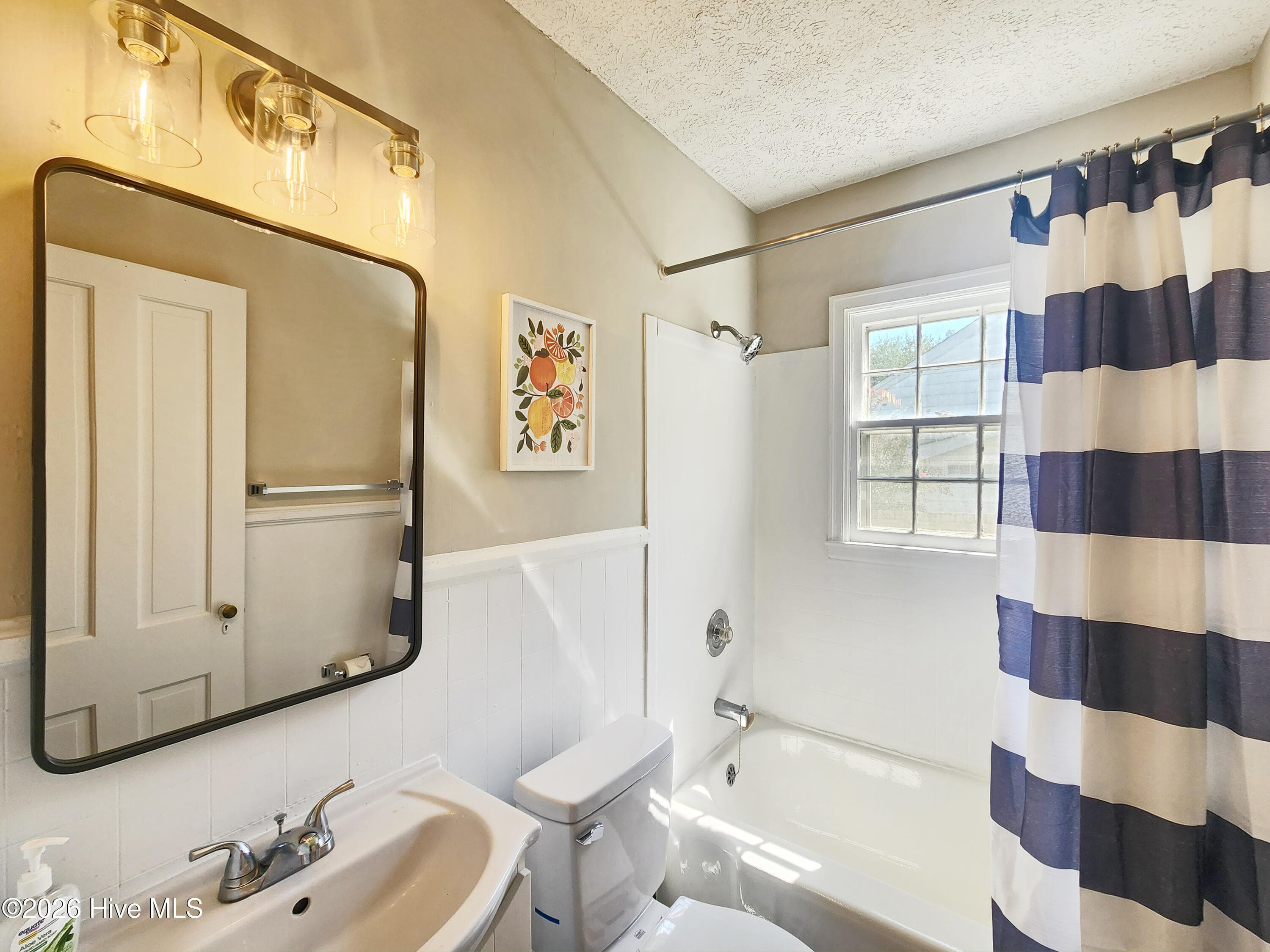 Single Family Residence at 3116 Camden Circle, Wilmington, NC 28403, photo 23 of 39