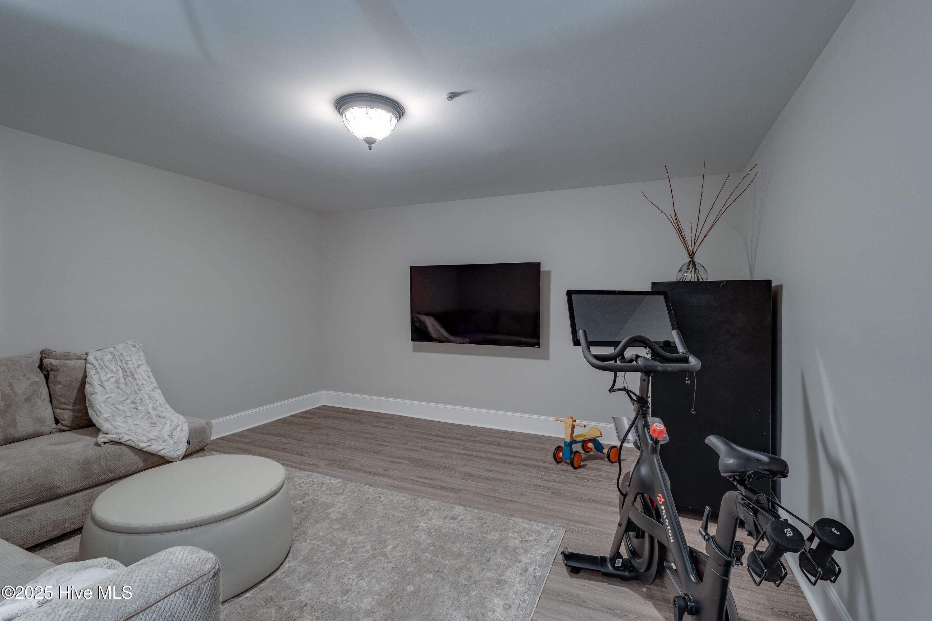 Bottom Floor Flex Room - 207 S Academy Street, Washington, NC 27889