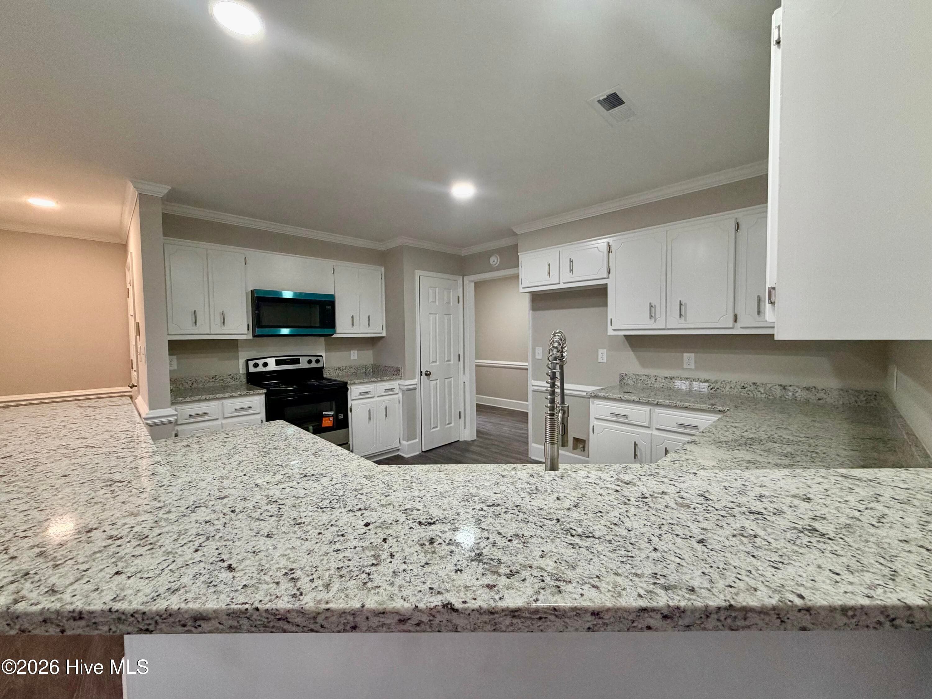Single Family Residence at 3004 Grey Fox Drive, Hephzibah, GA 30815, photo 7 of 29