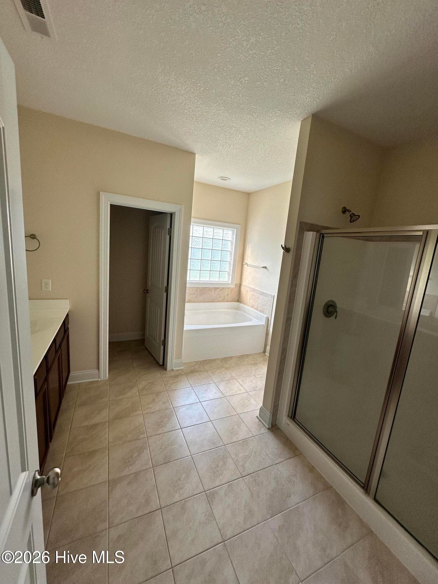 Single Family Residence at 204 Messenger Court, Jacksonville, NC 28546, photo 25 of 49