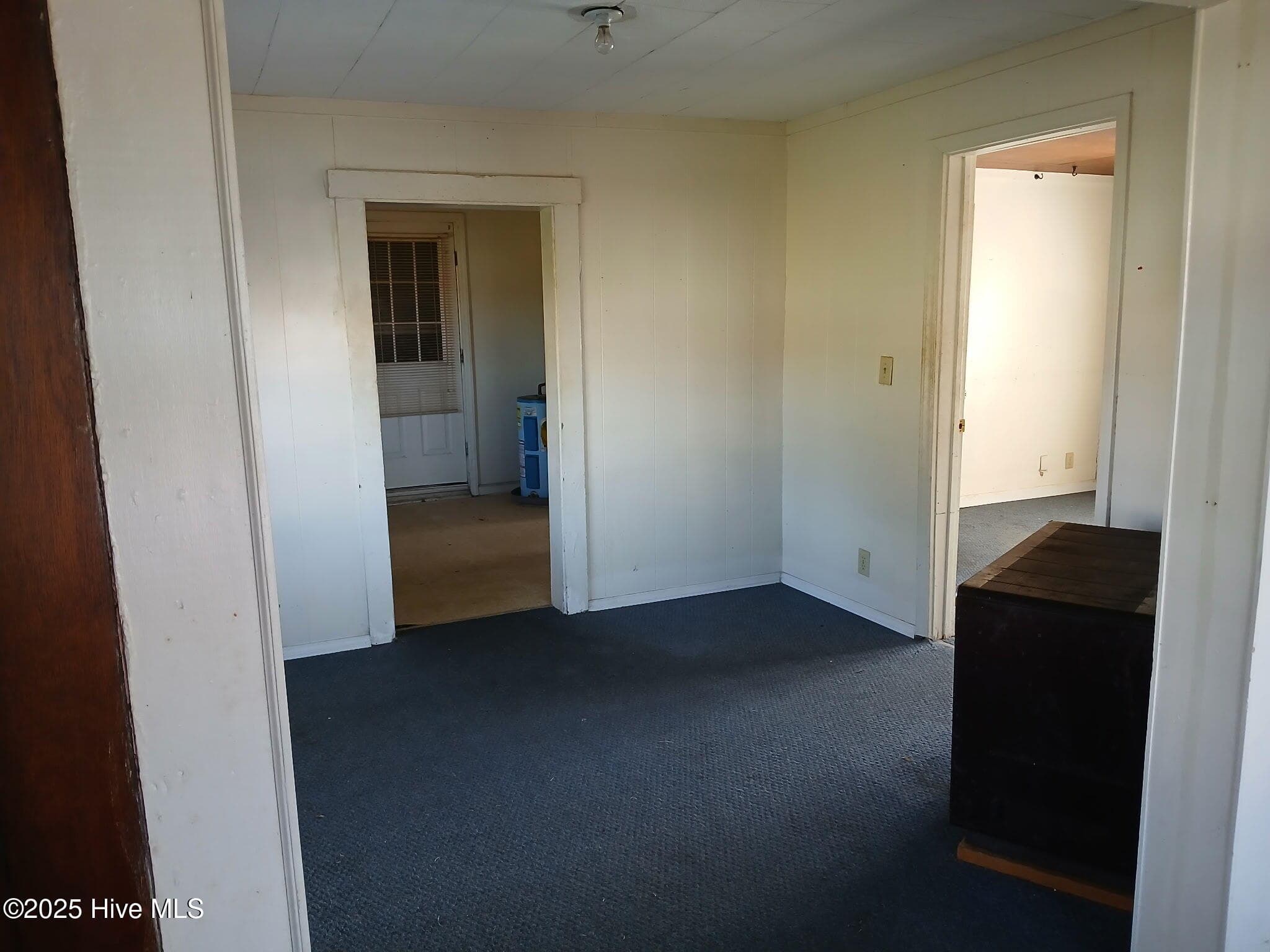 Den - 409 Plum Street, New Bern, NC 28560
