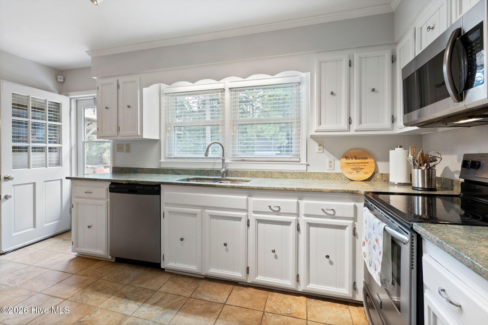 Single Family Residence at 2316 Lynnwood Drive, Wilmington, NC 28403, photo 22 of 72