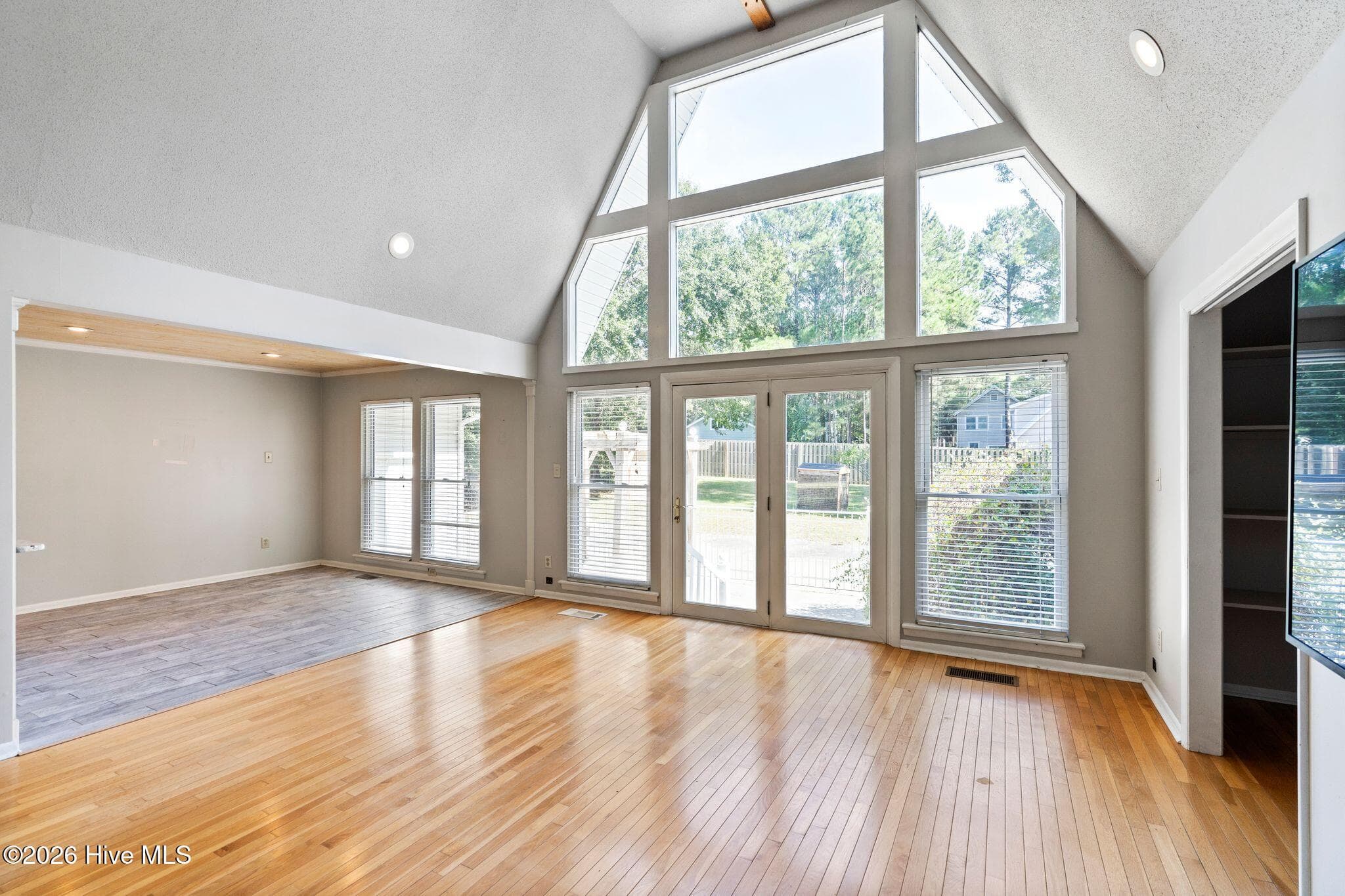 Single Family Residence at 220 Brockway Road, Wilmington, NC 28411, photo 21 of 97