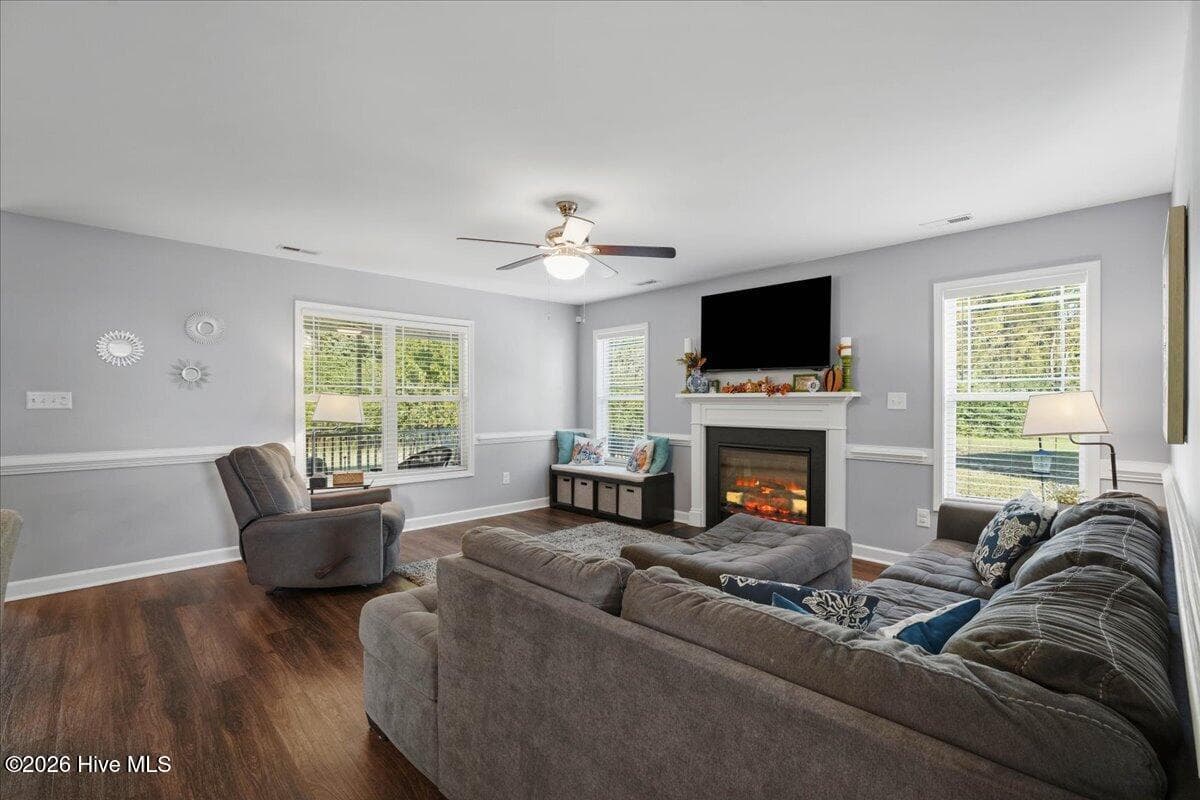 Single Family Residence at 157 Goose Creek Circle, Dunn, NC 28334, photo 15 of 35
