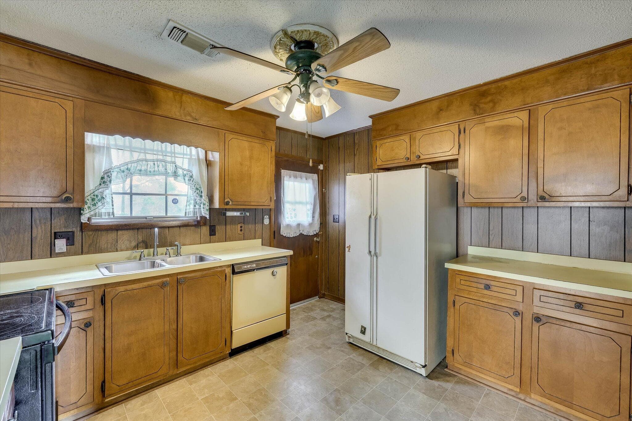 Single Family Residence at 3608 Sturnidae Drive, Augusta, GA 30906, photo 10 of 33