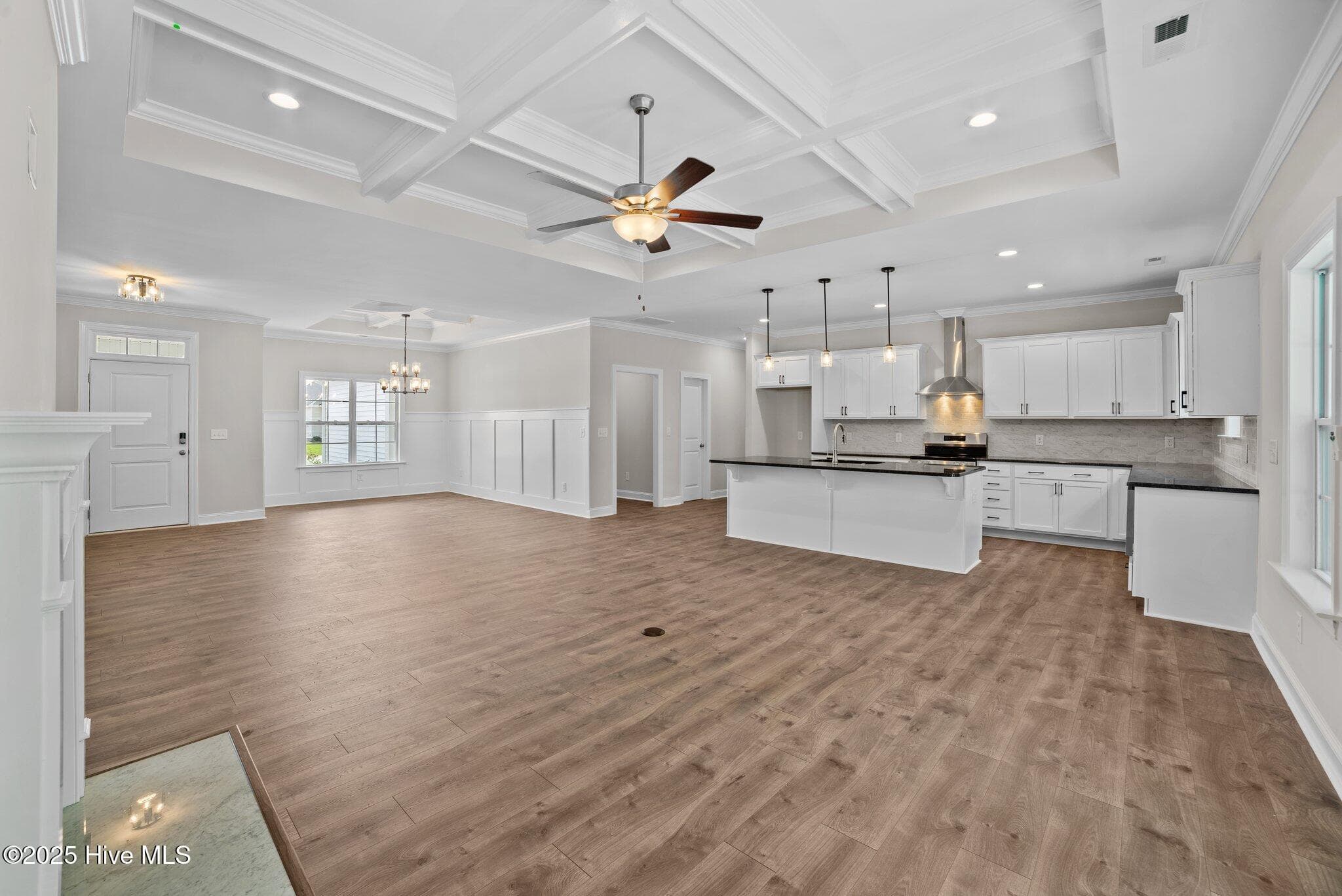 Photo of similar home - 3209 Honeysuckle Drive, Winterville, NC 28590