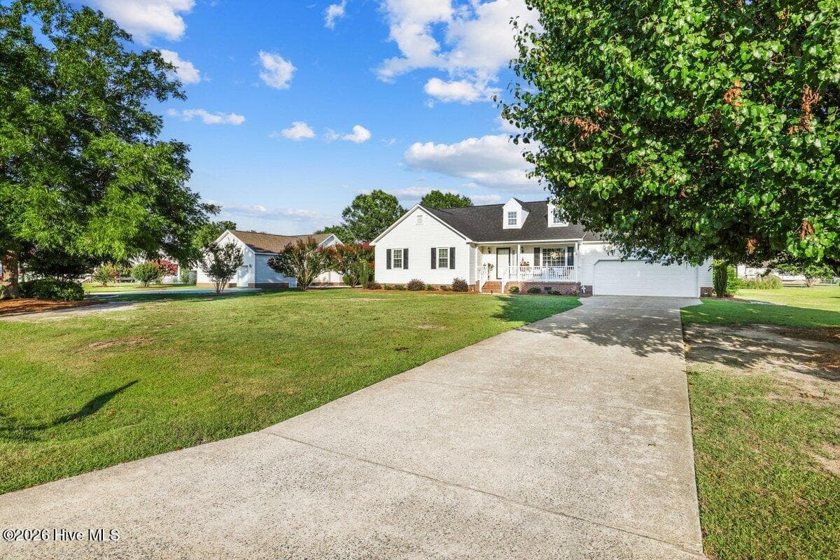 Single Family Residence at 114 Trappers Run Drive, Goldsboro, NC 27530, photo 3 of 53