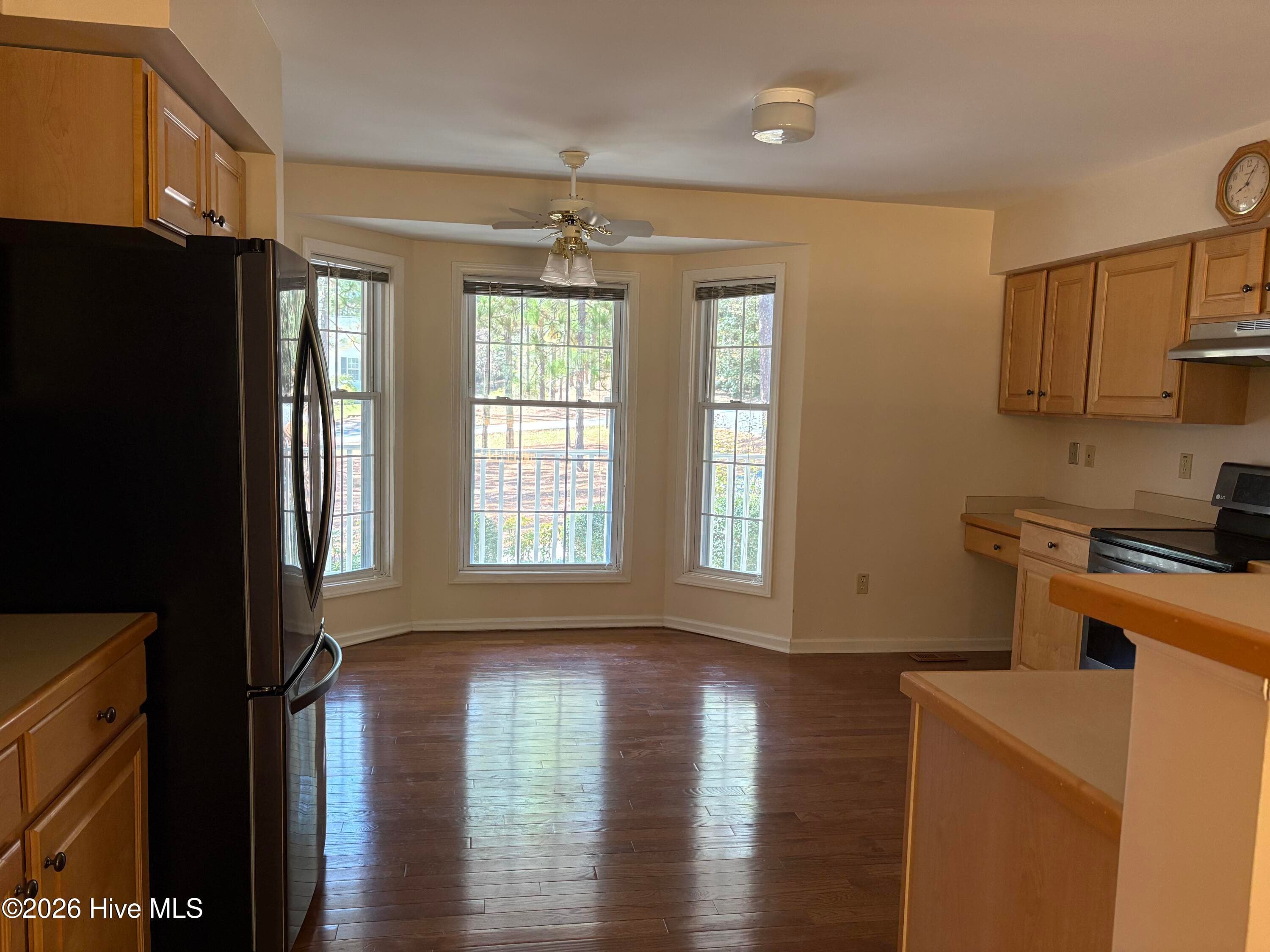 Single Family Residence at 15 Sandpiper Drive, Whispering Pines, NC 28327, Whispering Pines, photo 7 of 54