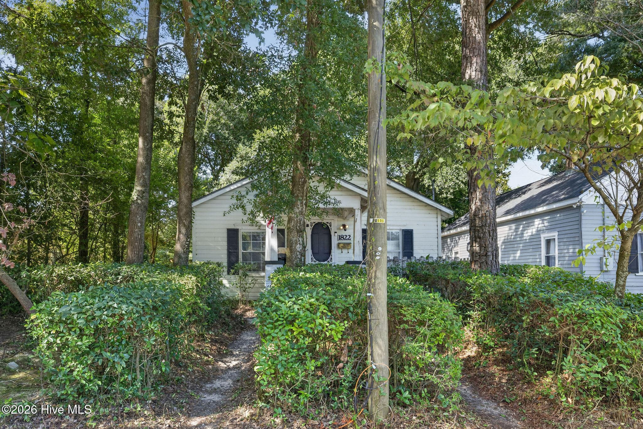 Single Family Residence at 1822 Waddell Street, Wilmington, NC 28401, photo 3 of 59