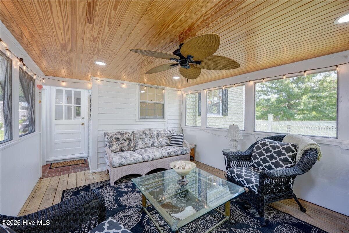 Single Family Residence at 405 Hancock Street, New Bern, NC 28560, photo 79 of 113