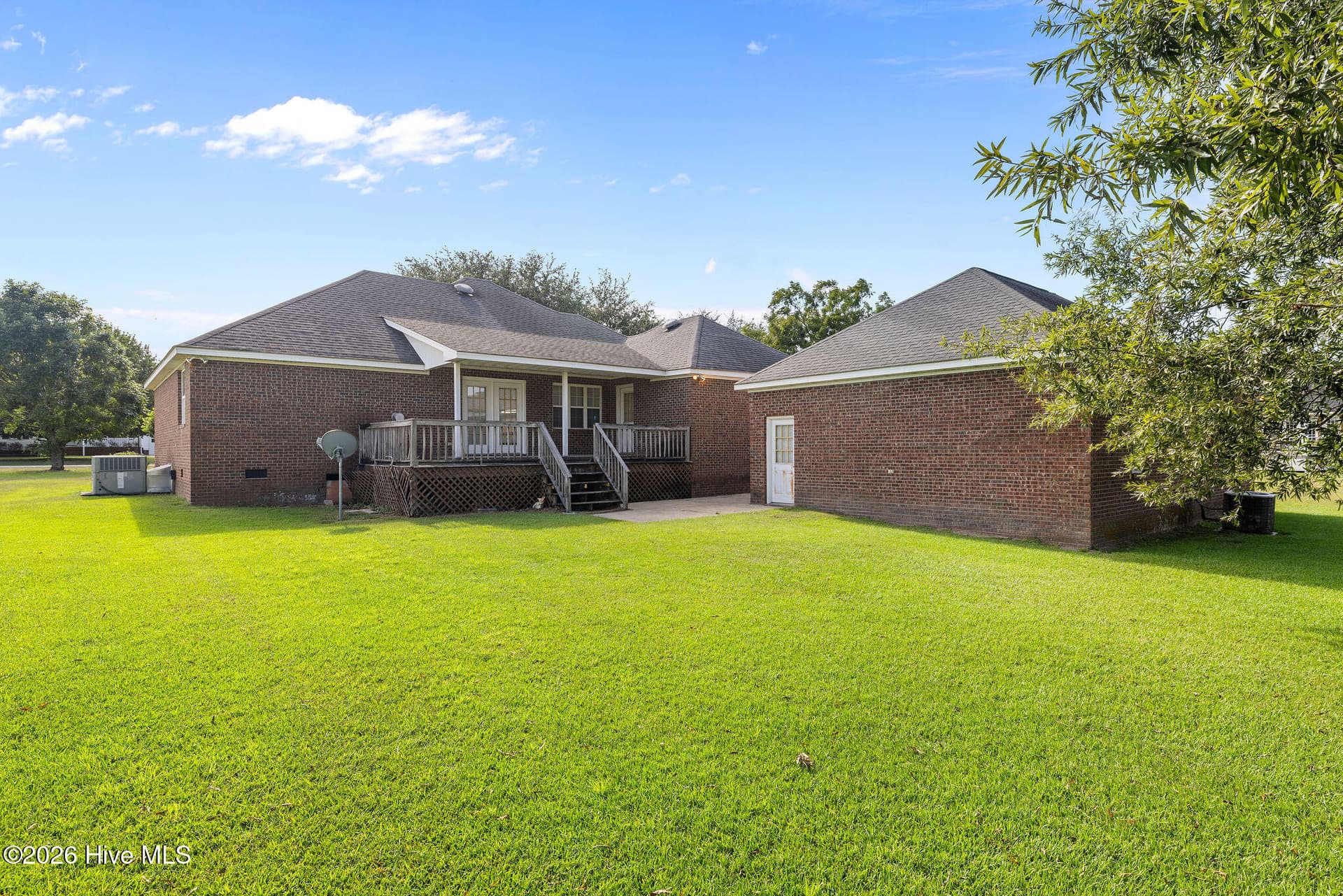 Single Family Residence at 102 Homestead Drive, Goldsboro, NC 27530, photo 8 of 29