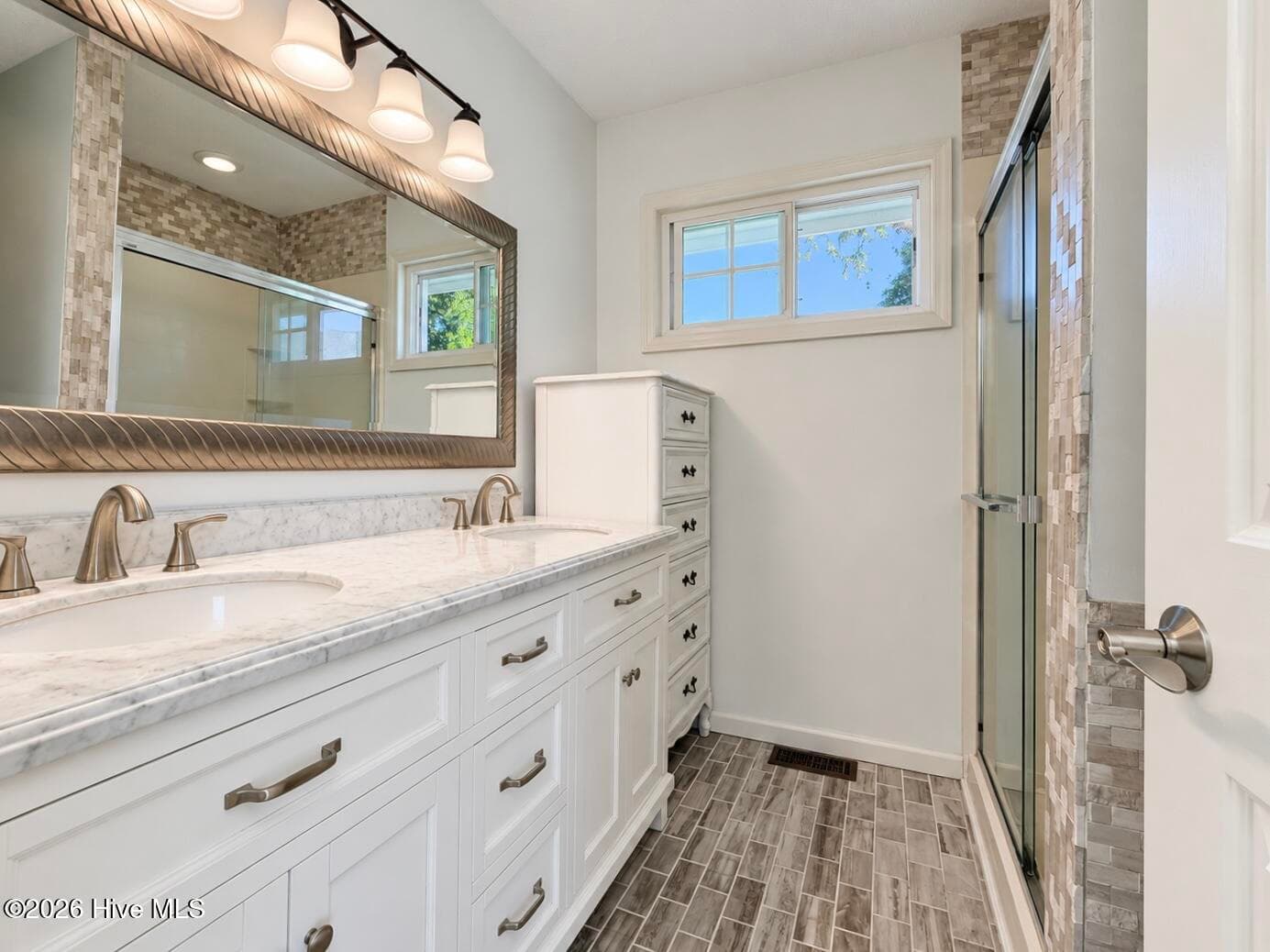 Single Family Residence at 107 Bogey Court, Hampstead, NC 28443, photo 29 of 55