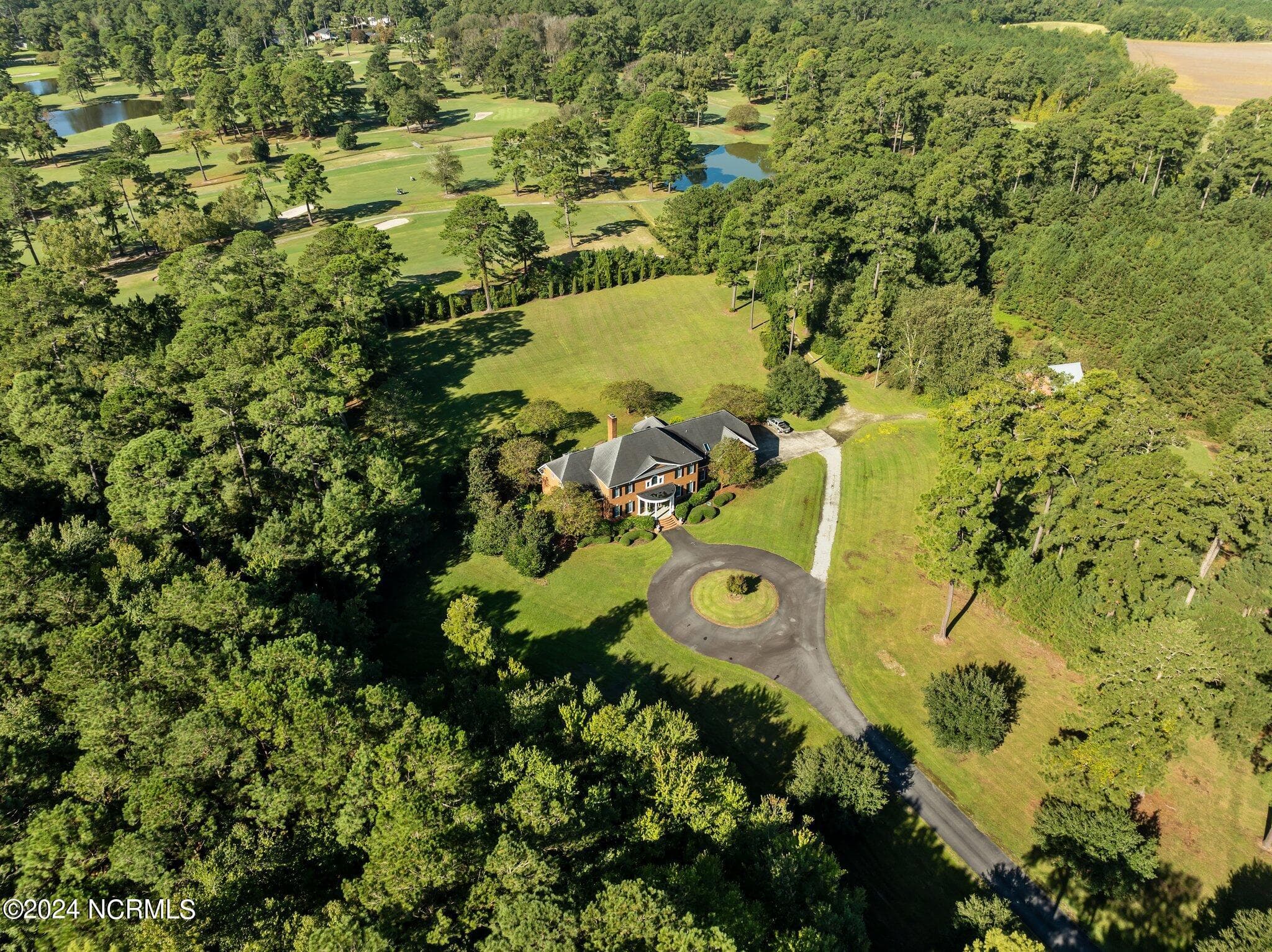 Single Family Residence at 450 Cox Road, Washington, NC 27889, Washington, photo 4 of 74
