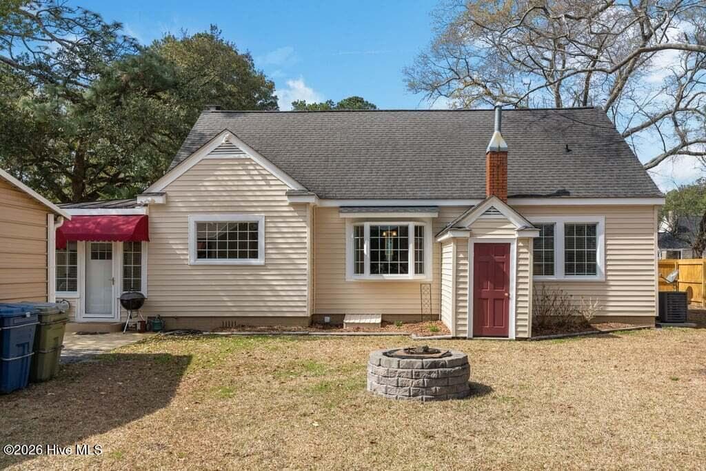 BACKYARD VIEW - 1307 N Respess Street, Washington, NC 27889