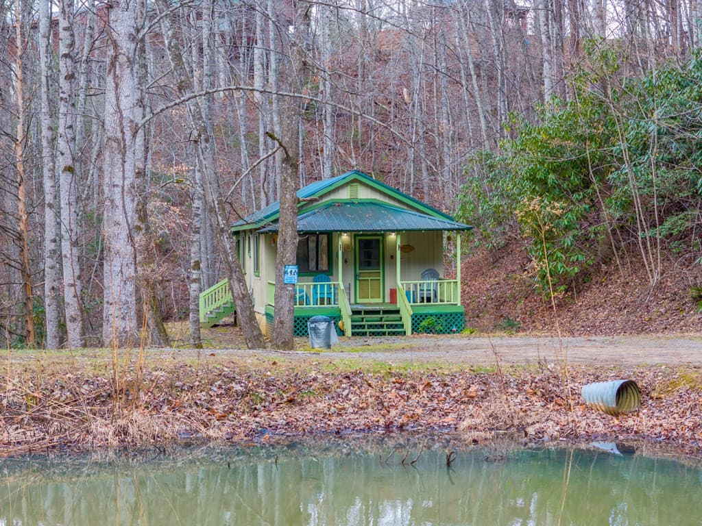 Residential at 180 Valley Lane, Bryson City, NC 28713, Bryson City, photo 13 of 82