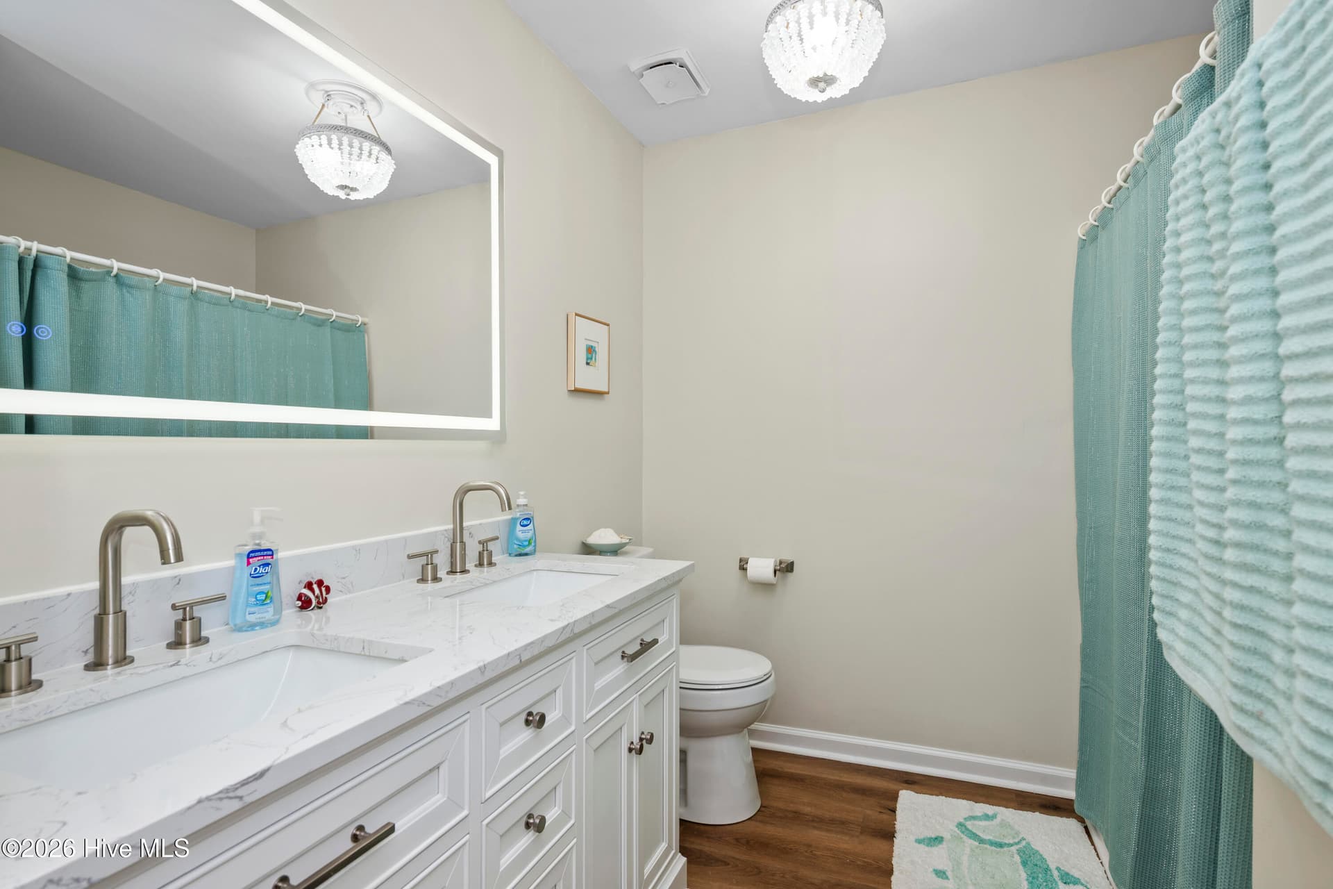 Single Family Residence at 1004 Ocean Drive, Emerald Isle, NC 28594, photo 25 of 48