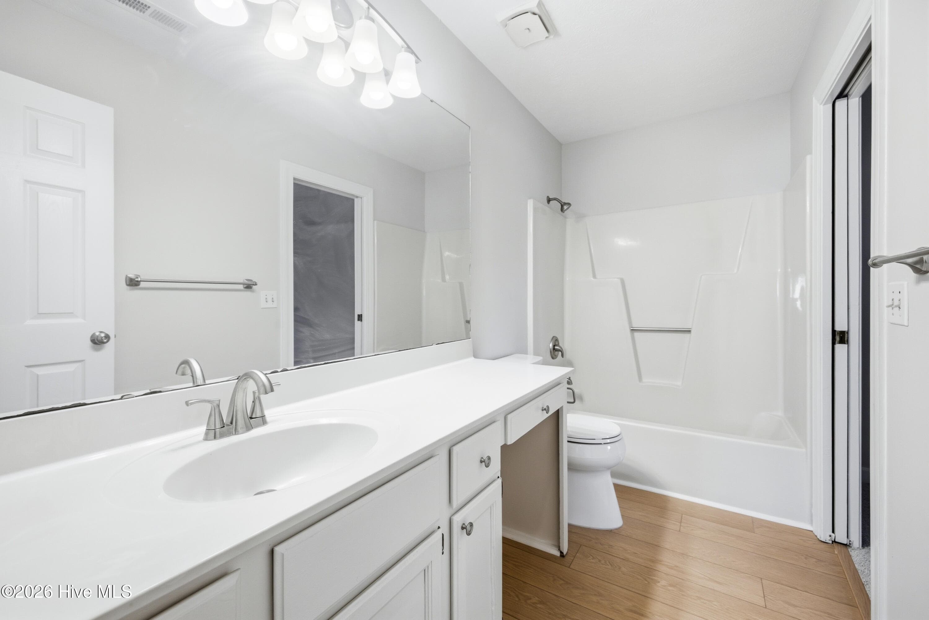 Townhouse at 323 Wimbledon Court, Wilmington, NC 28412, Wilmington, photo 30 of 41