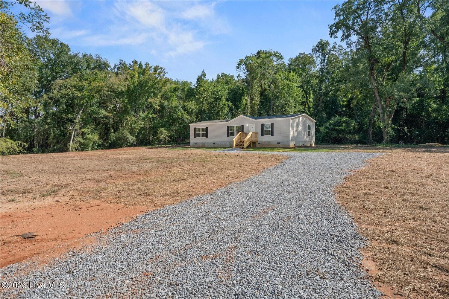 Manufactured Home at 190 Nunn Road NE, Crawfordville, GA 30631, photo 2 of 21